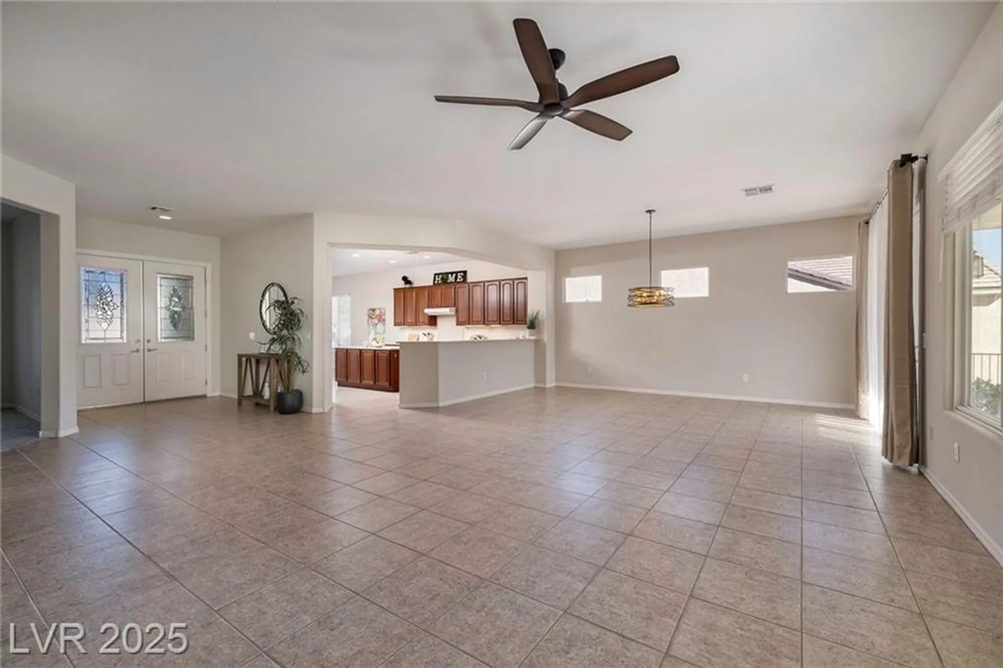 Property Slideshow image 9 of 53 | 2156 twin falls dr, Henderson, NV, 89044