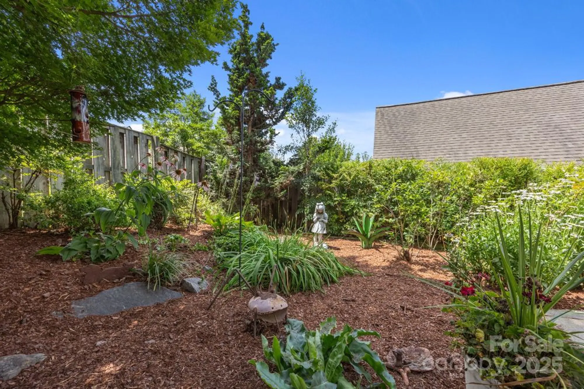 Property Slideshow image 24 of 30 | 8 beekeeper trl, Swannanoa, NC, 28778