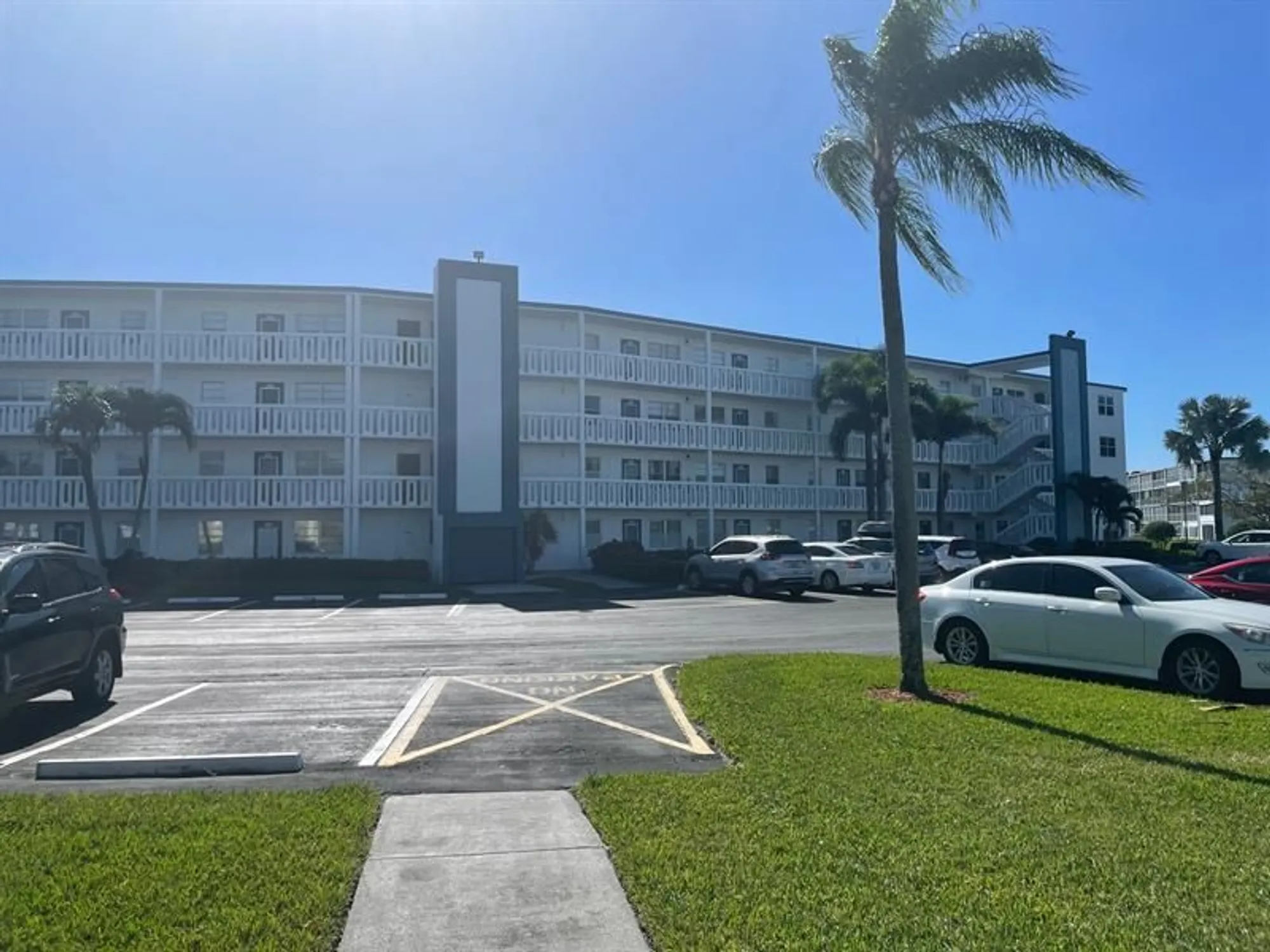 Property Slideshow image 3 of 17 | 1058 exeter d # 1058, Boca Raton, FL, 33434