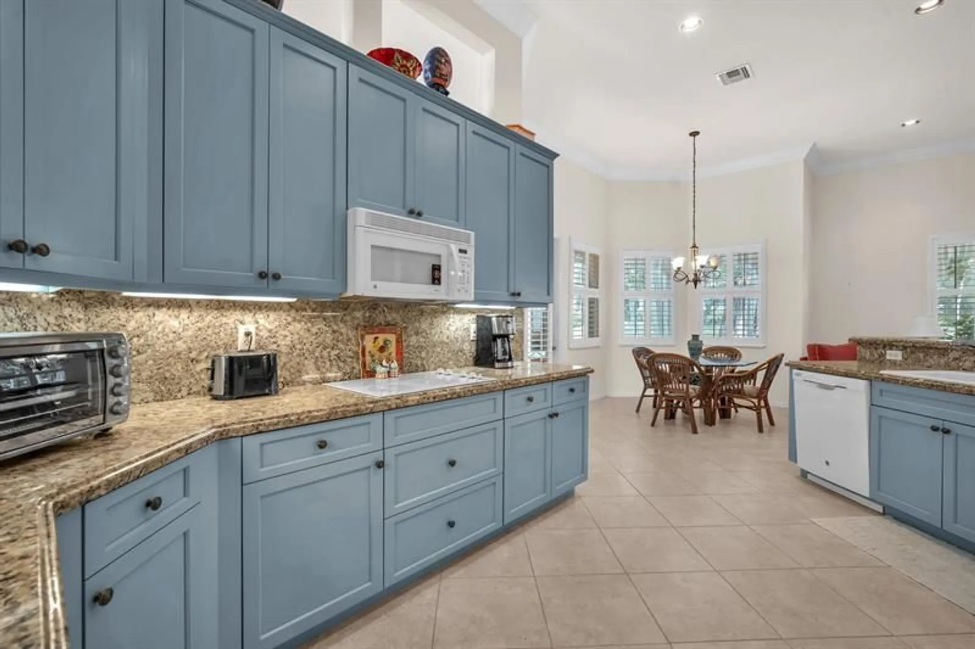 Property Slideshow image 15 of 67 | 6585 murano way, Lake Worth, FL, 33467