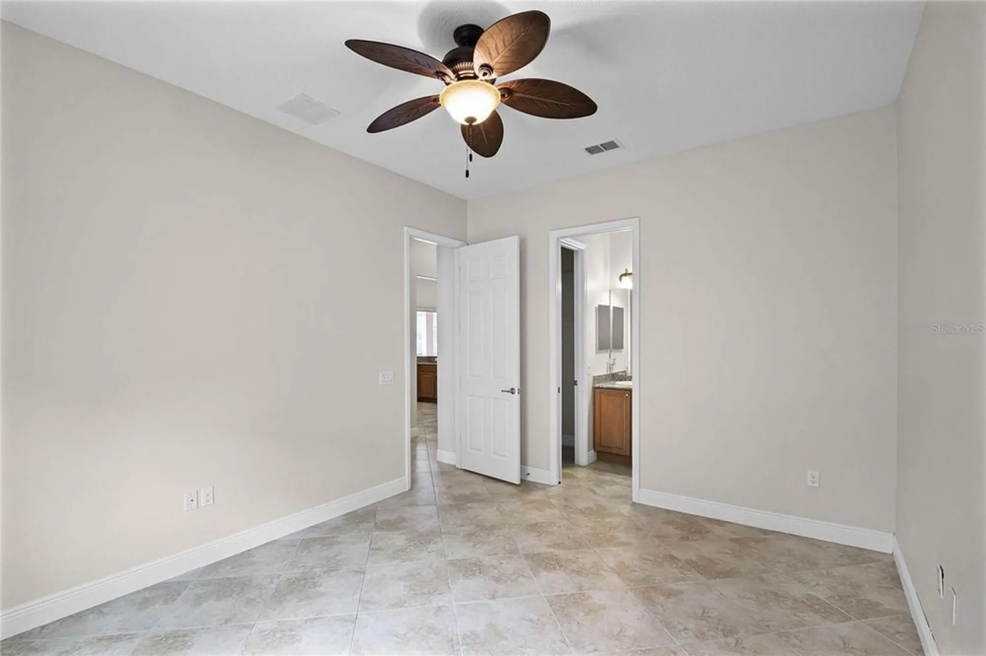 Property Slideshow image 21 of 47 | 729 san raphael st, Kissimmee, FL, 34759