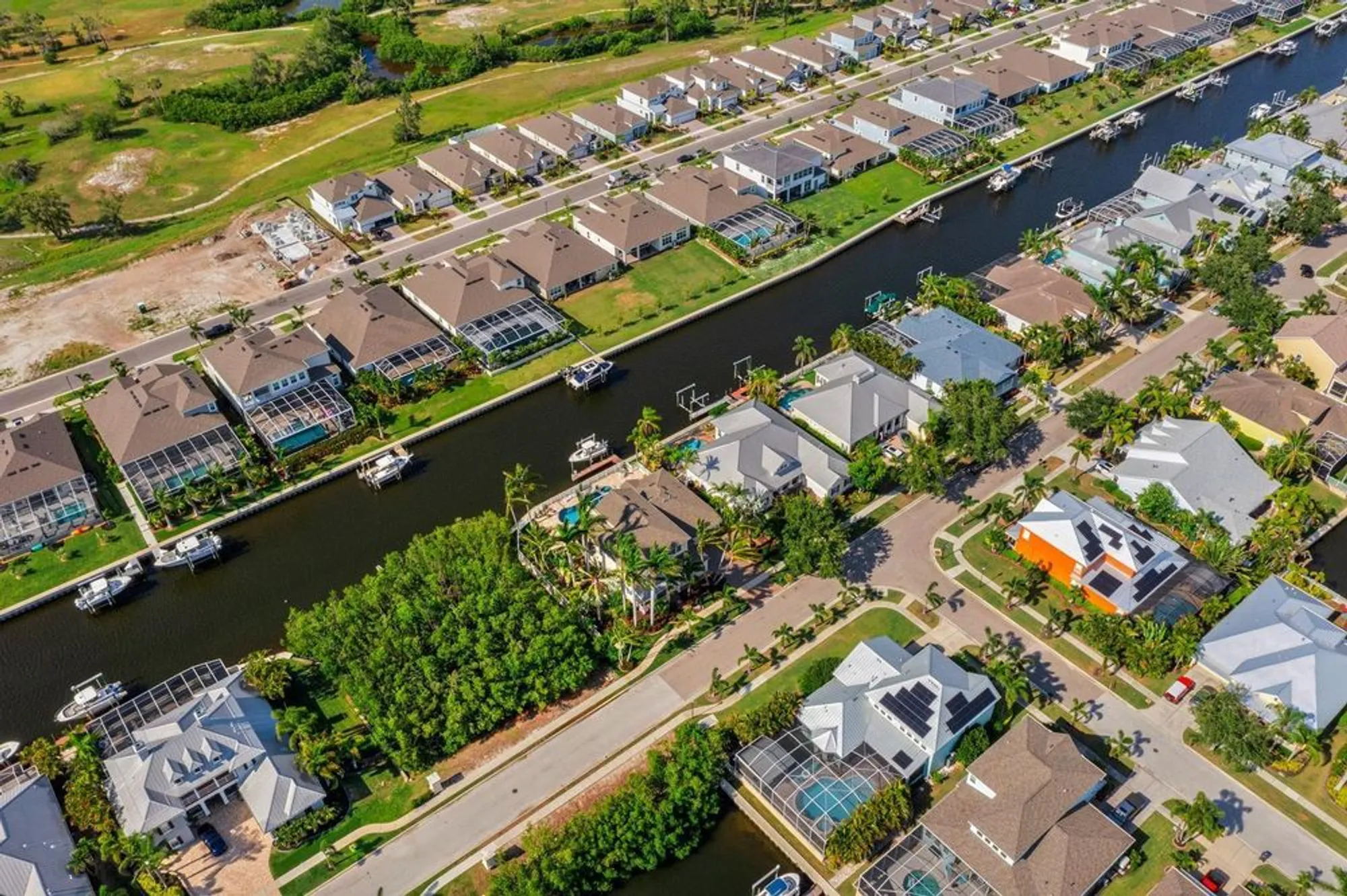 Property Slideshow image 41 of 45 | 703 islebay dr, Apollo Beach, FL, 33572