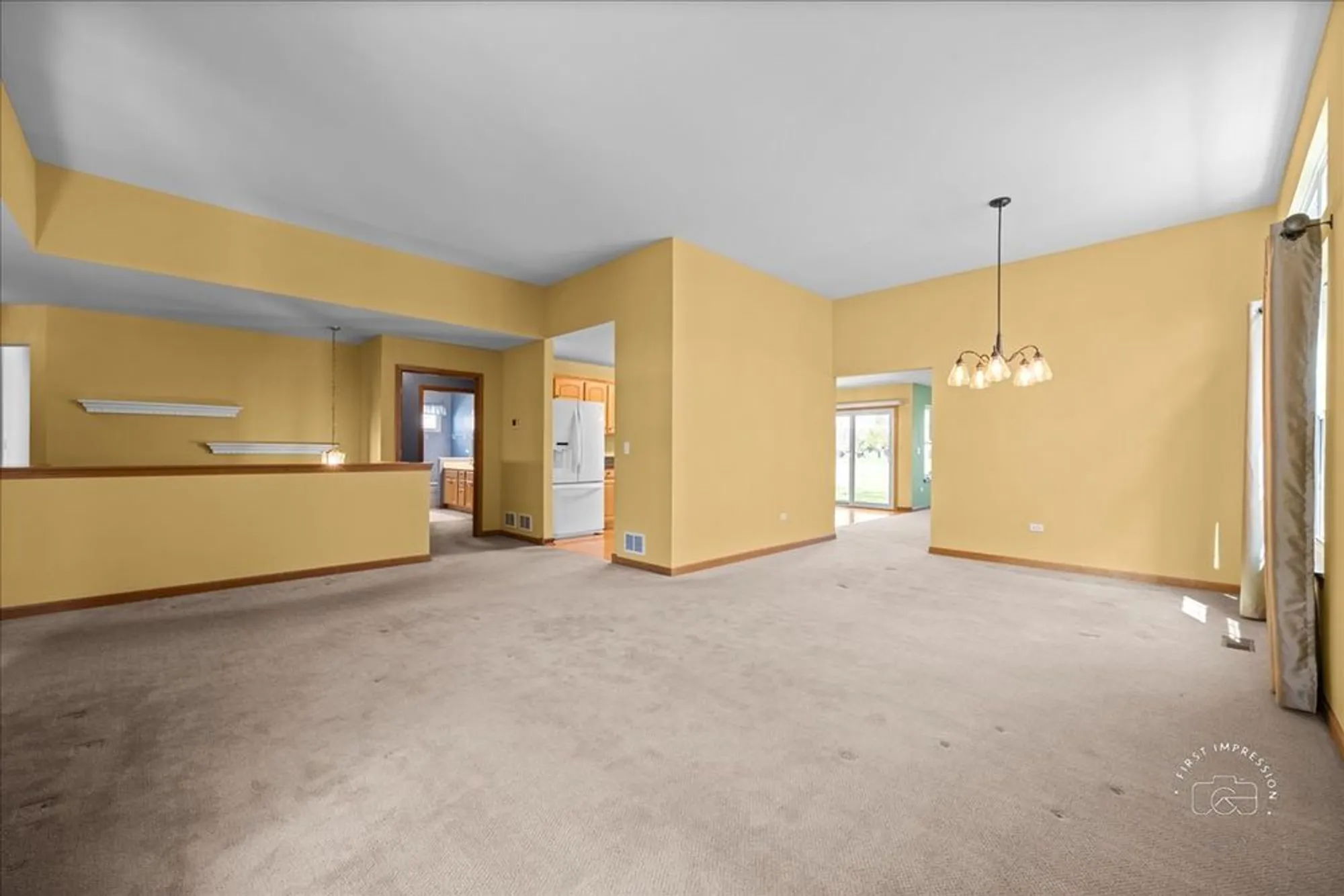 Property Slideshow image 8 of 37 | 21600 w larch dr, Plainfield, IL, 60544