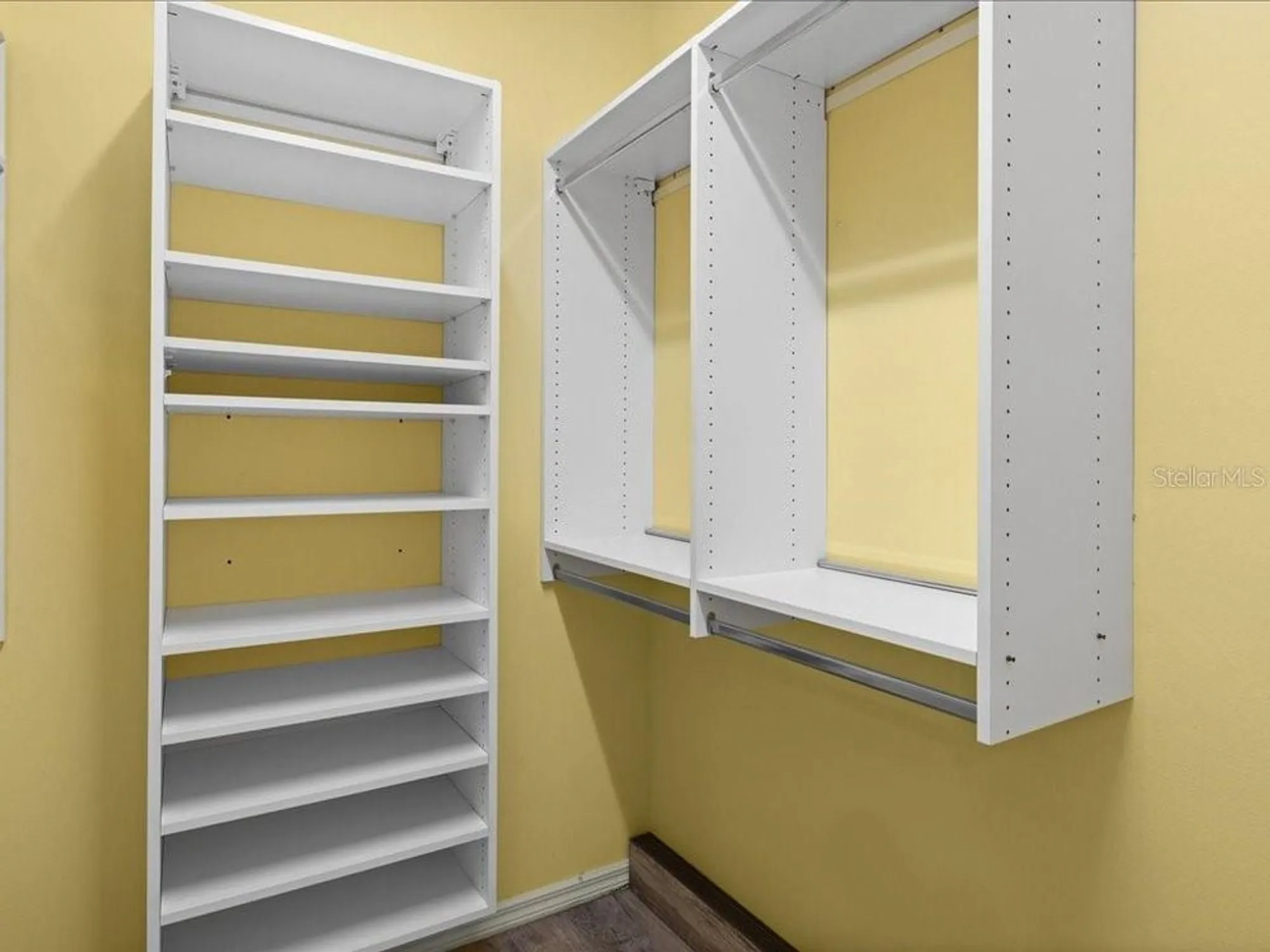 Property Slideshow image 33 of 61 | 3927 whispering oaks dr, North Port, FL, 34287