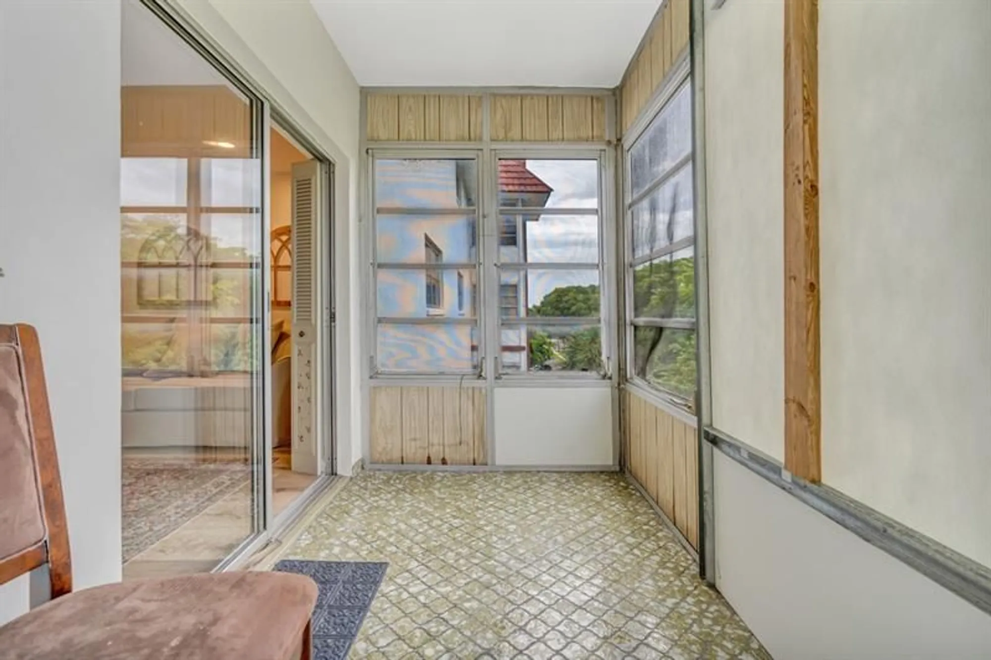 Property Slideshow image 22 of 46 | 4750 nw 22nd ct 417, Lauderhill, FL, 33313