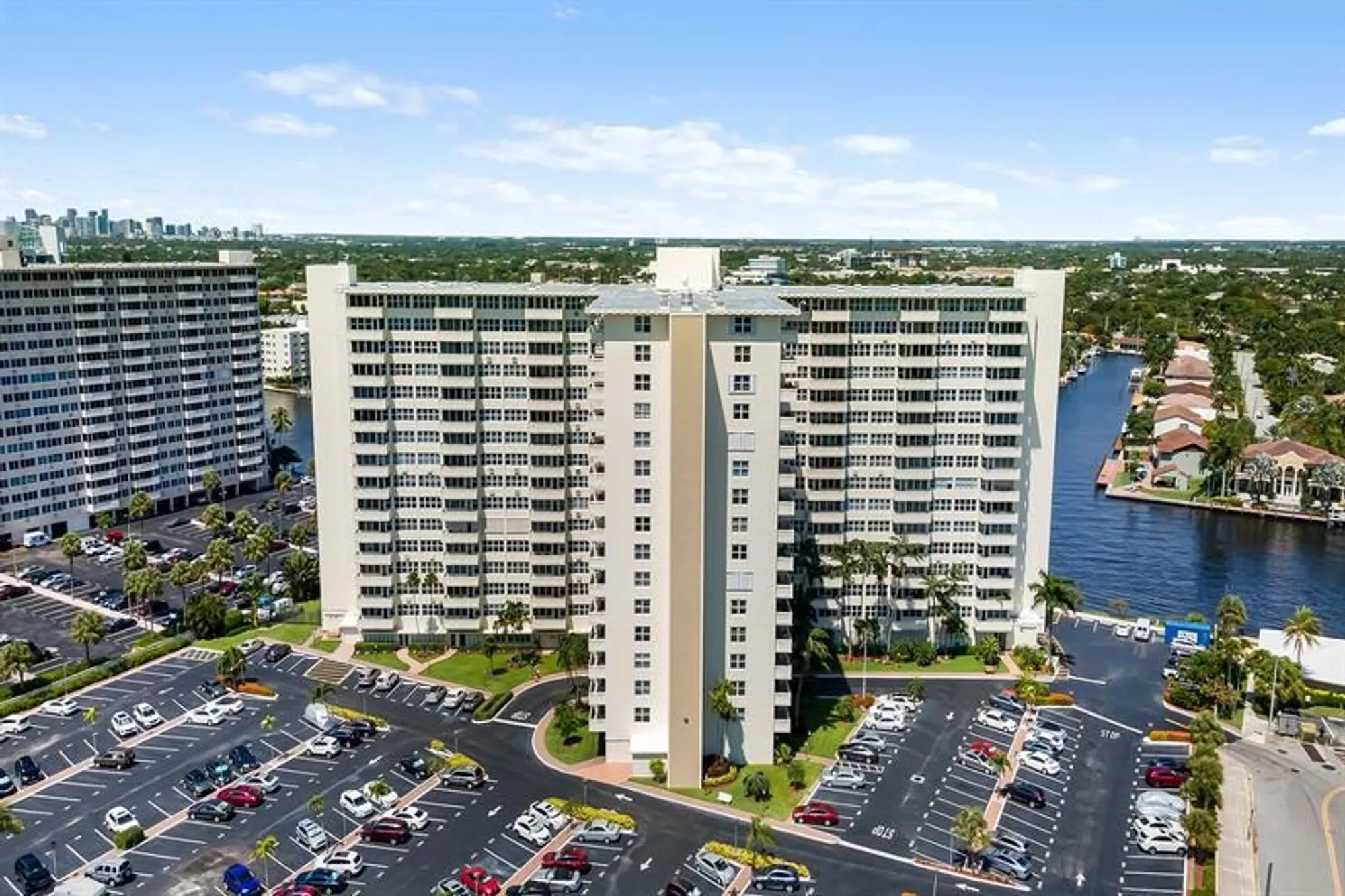 Property Slideshow image 26 of 41 | 3200 ne 36th st 1612, Fort Lauderdale, FL, 33308