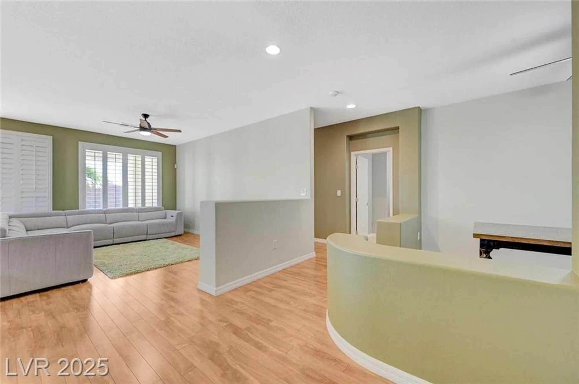 Property Slideshow image 5 of 72 | 4956 momenti st, Las Vegas, NV, 89135