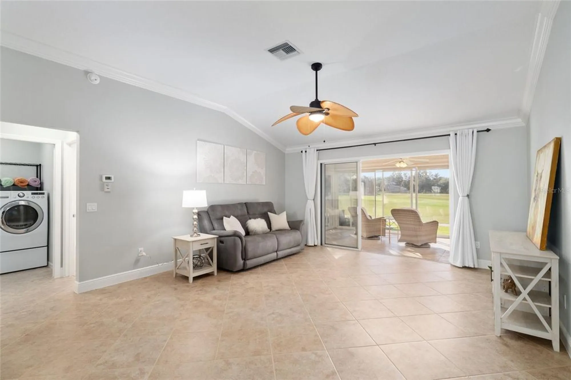Property Slideshow image 17 of 62 | 967 livingston loop, The Villages, FL, 32162