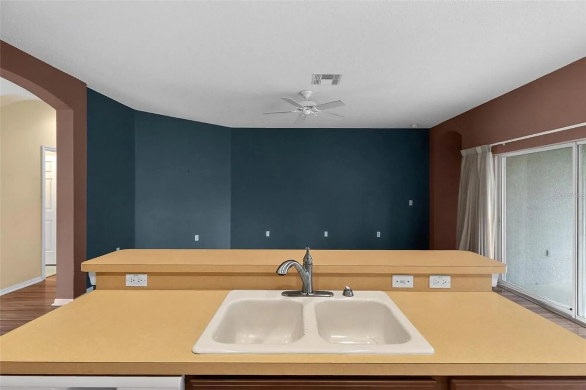 Property Slideshow image 13 of 25 | 2453 pleasant hill ln, Holiday, FL, 34691