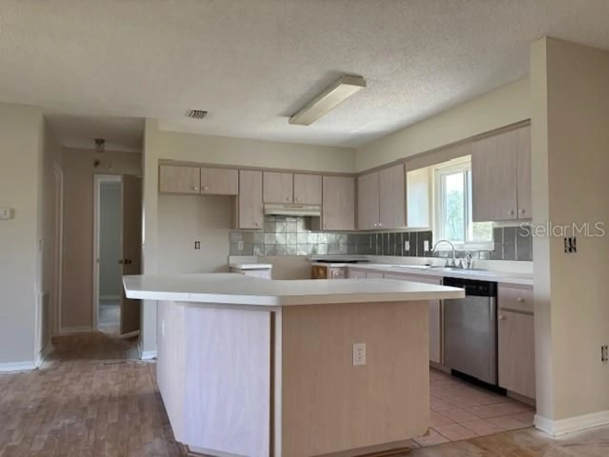 Property Slideshow image 9 of 19 | 17738 se 95th cir, Summerfield, FL, 34491