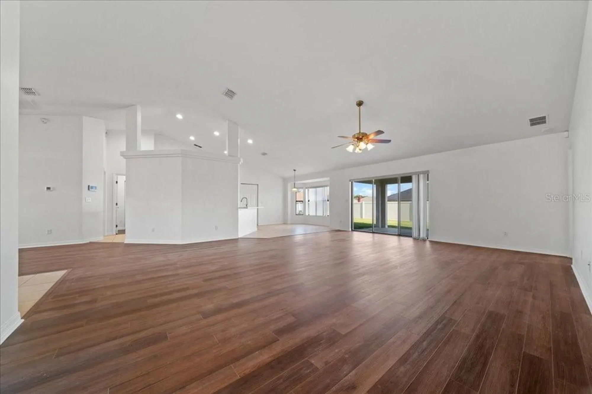 Property Slideshow image 11 of 77 | 5659 sw 89th pl, Ocala, FL, 34476