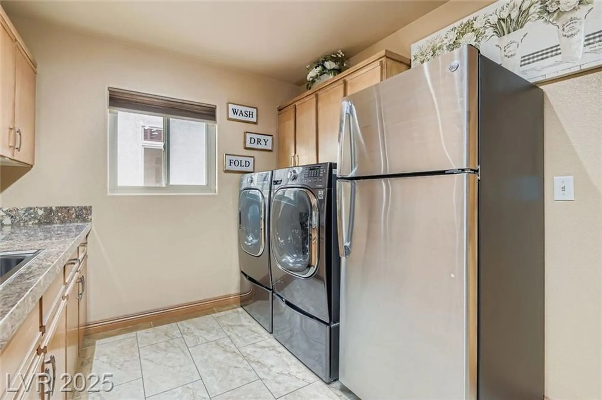 Property Slideshow image 23 of 32 | 9101 villa ridge dr, Las Vegas, NV, 89134