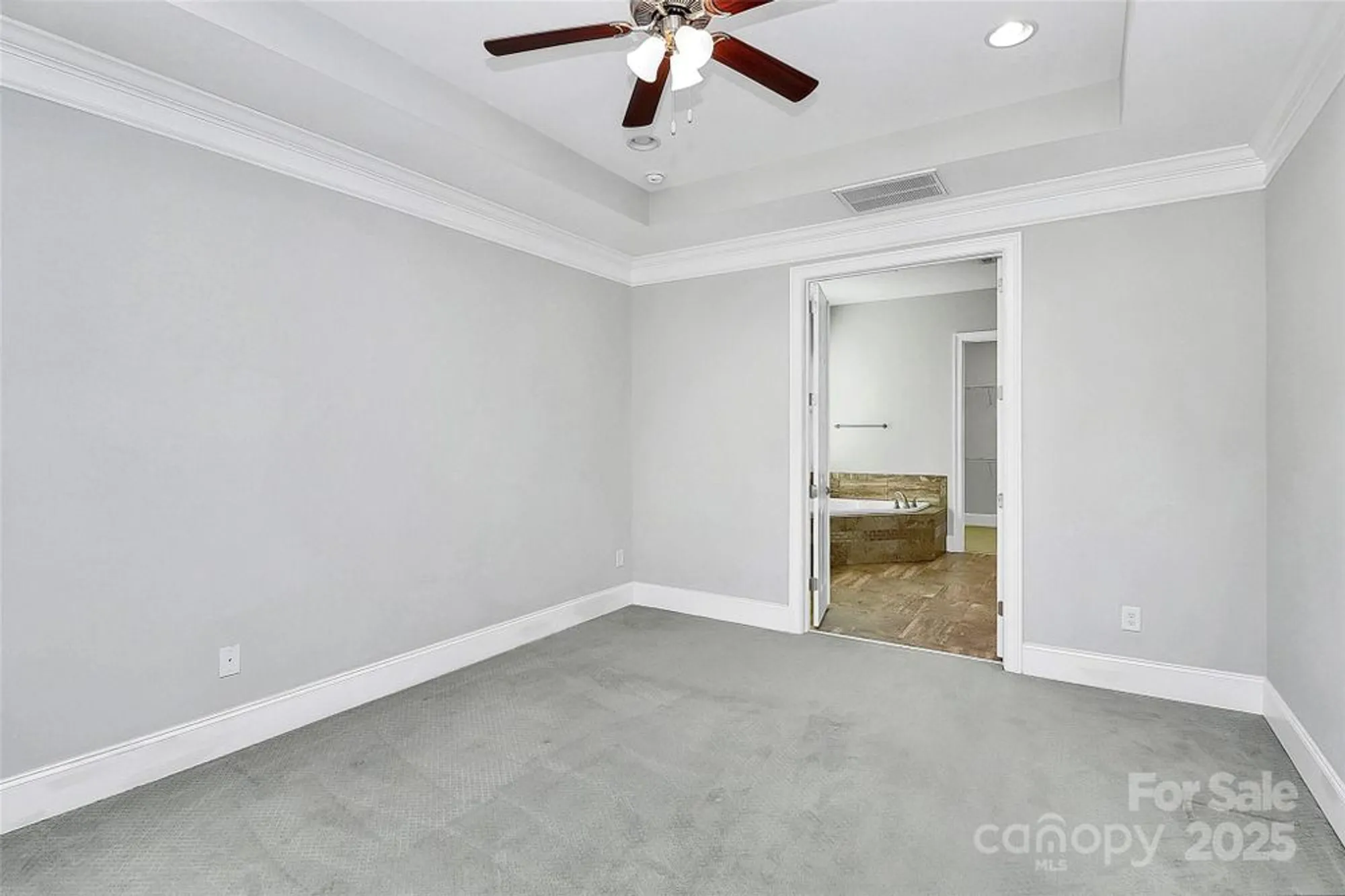 Property Slideshow image 32 of 46 | 14920 high bluff ct, Charlotte, NC, 28278