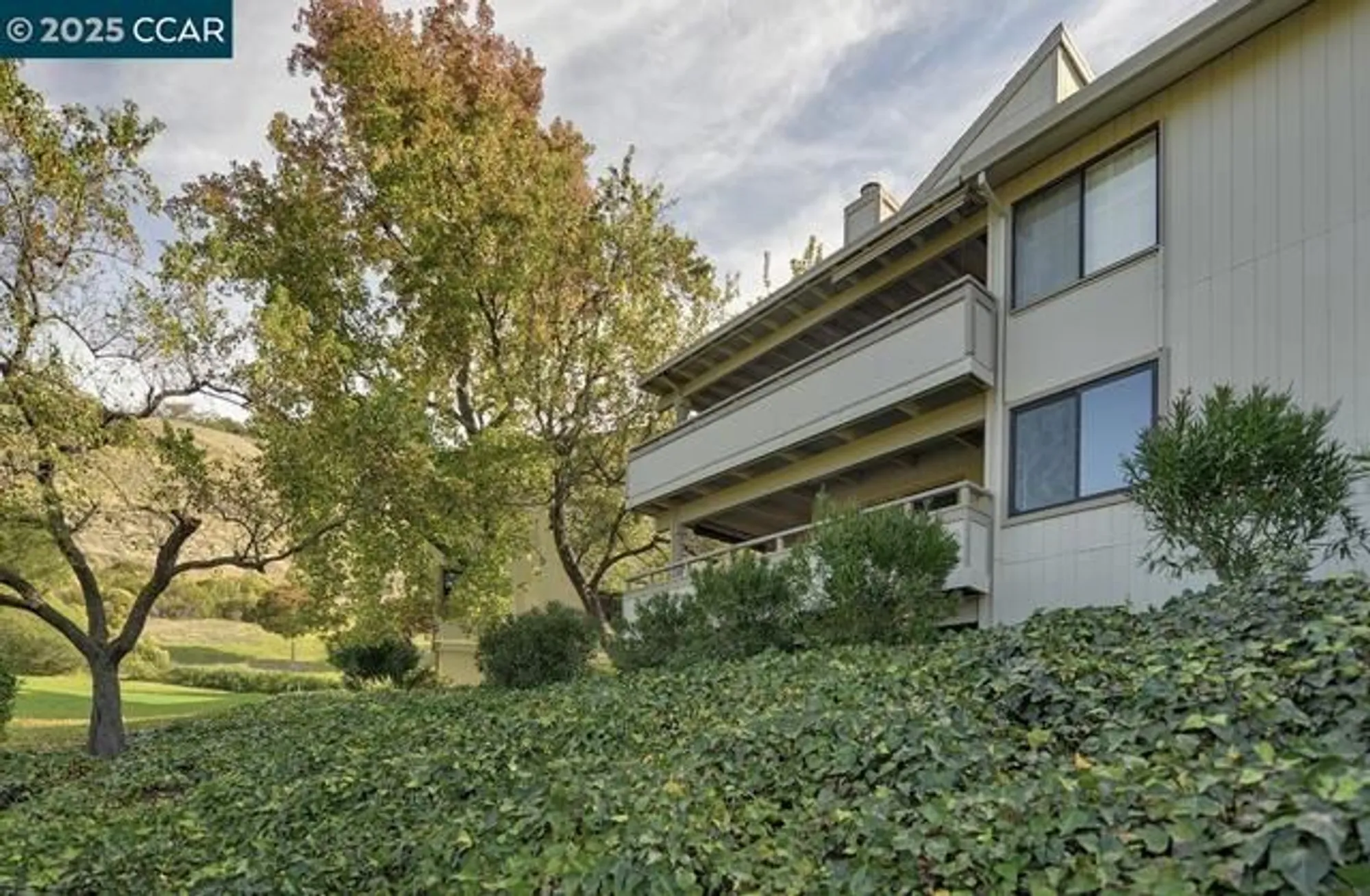Property Slideshow image 20 of 54 | 3350 rossmoor pkwy 4, Walnut Creek, CA, 94595