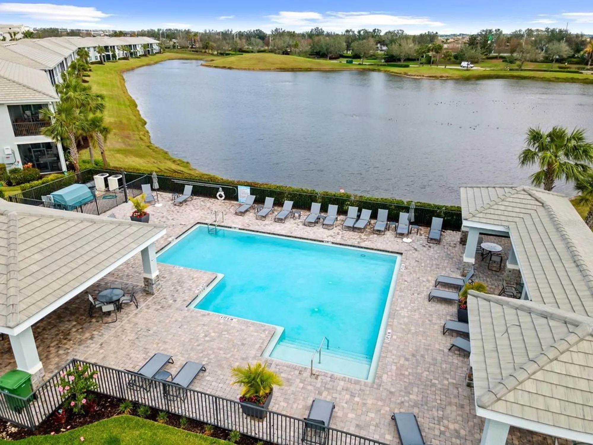 Property Slideshow image 35 of 41 | 933 tidewater shores loop # 722, Bradenton, FL, 34208