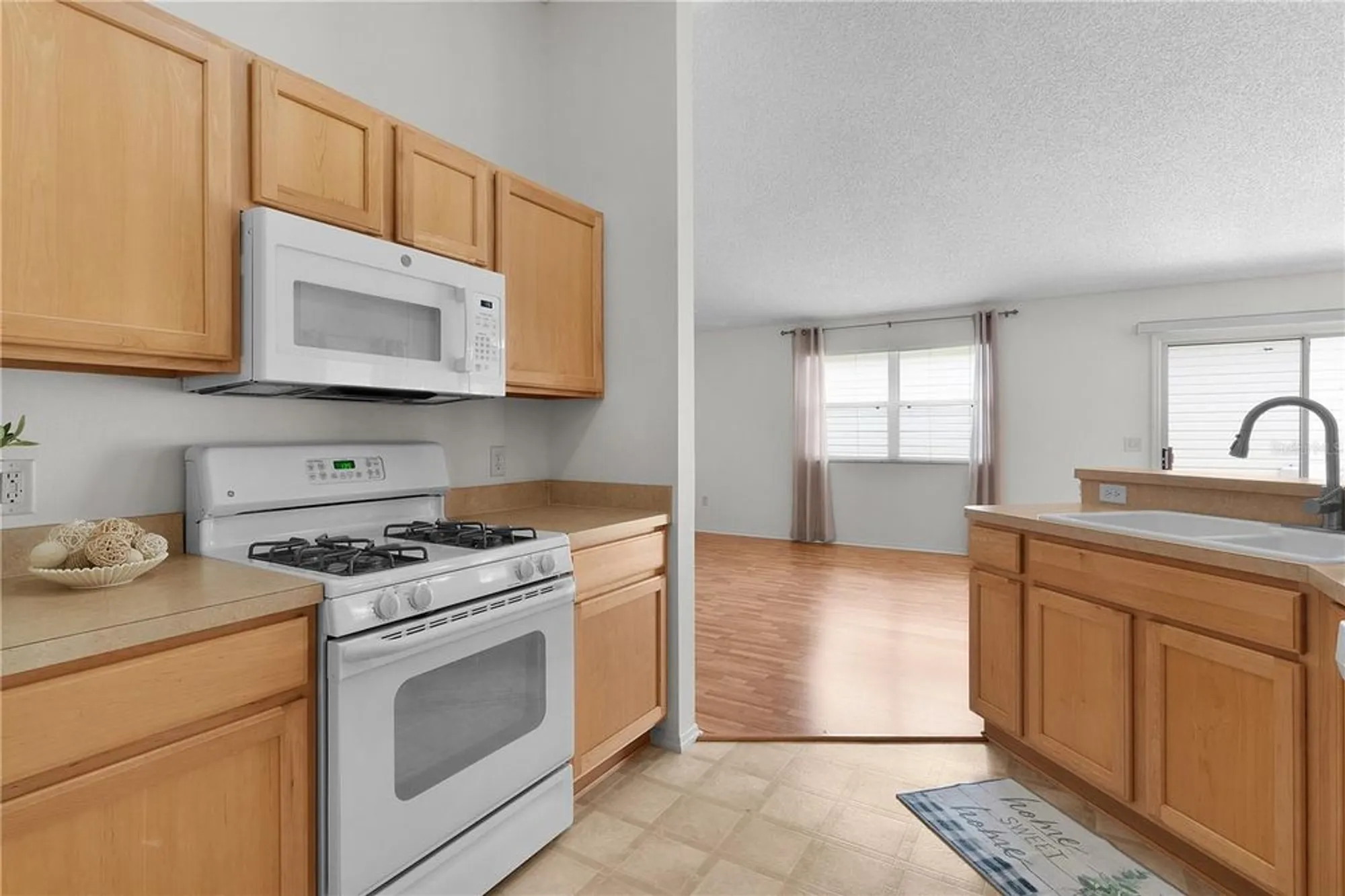 Property Slideshow image 18 of 43 | 424 rose croft ter, The Villages, FL, 32162