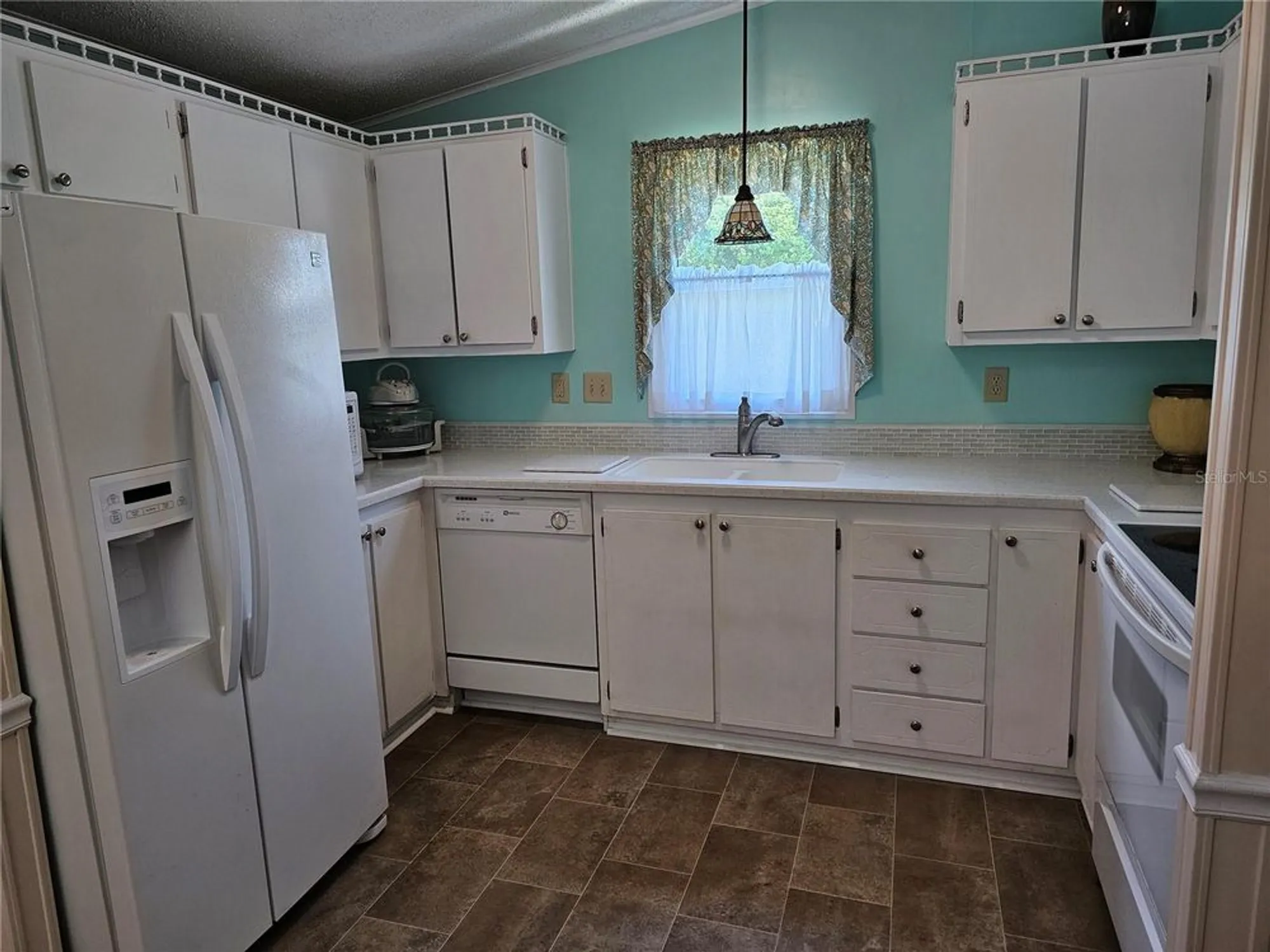 Property Slideshow image 6 of 13 | 1003 parker pl, The Villages, FL, 32159