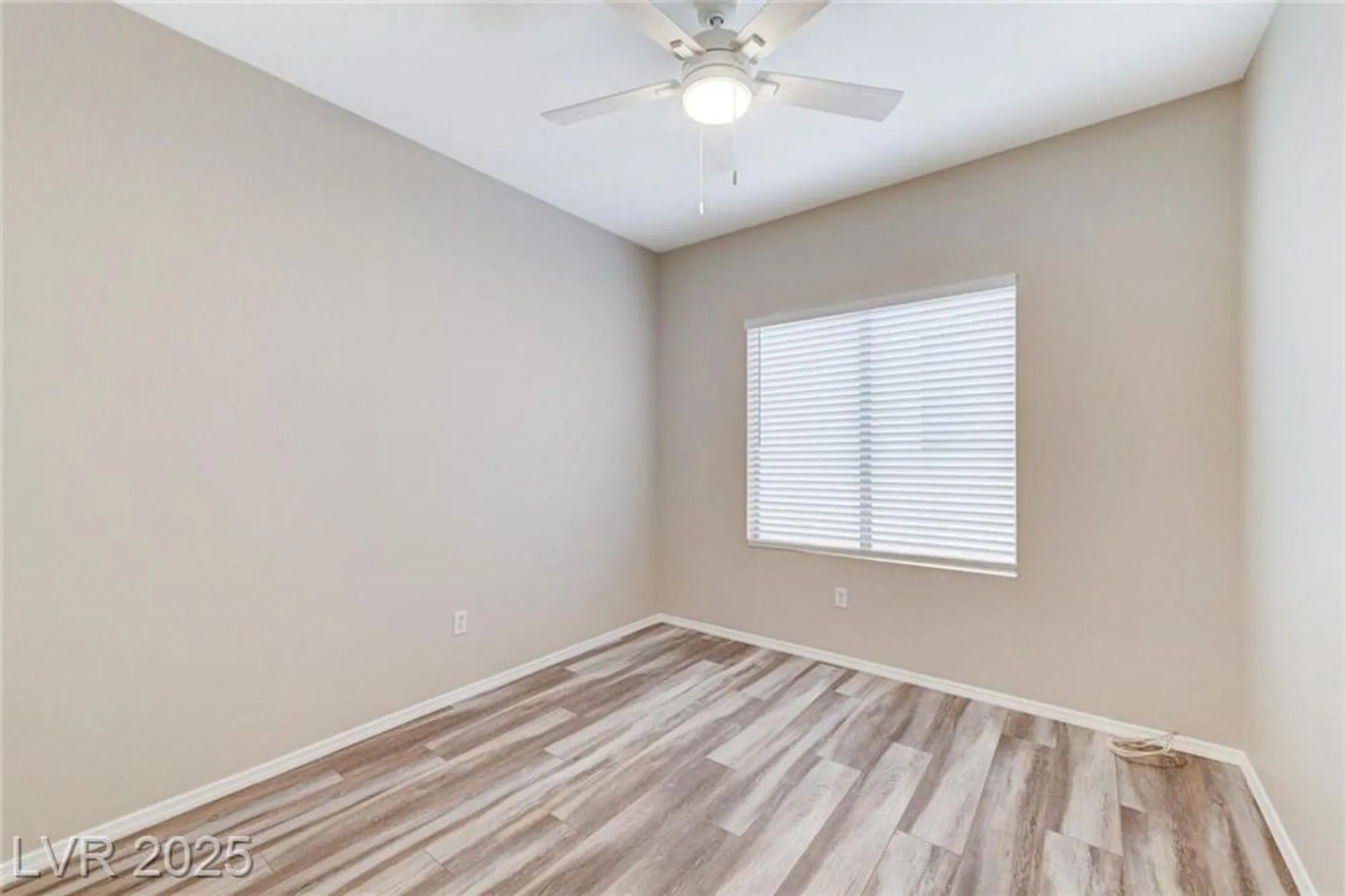 Property Slideshow image 44 of 93 | 2160 tiger links dr, Henderson, NV, 89012