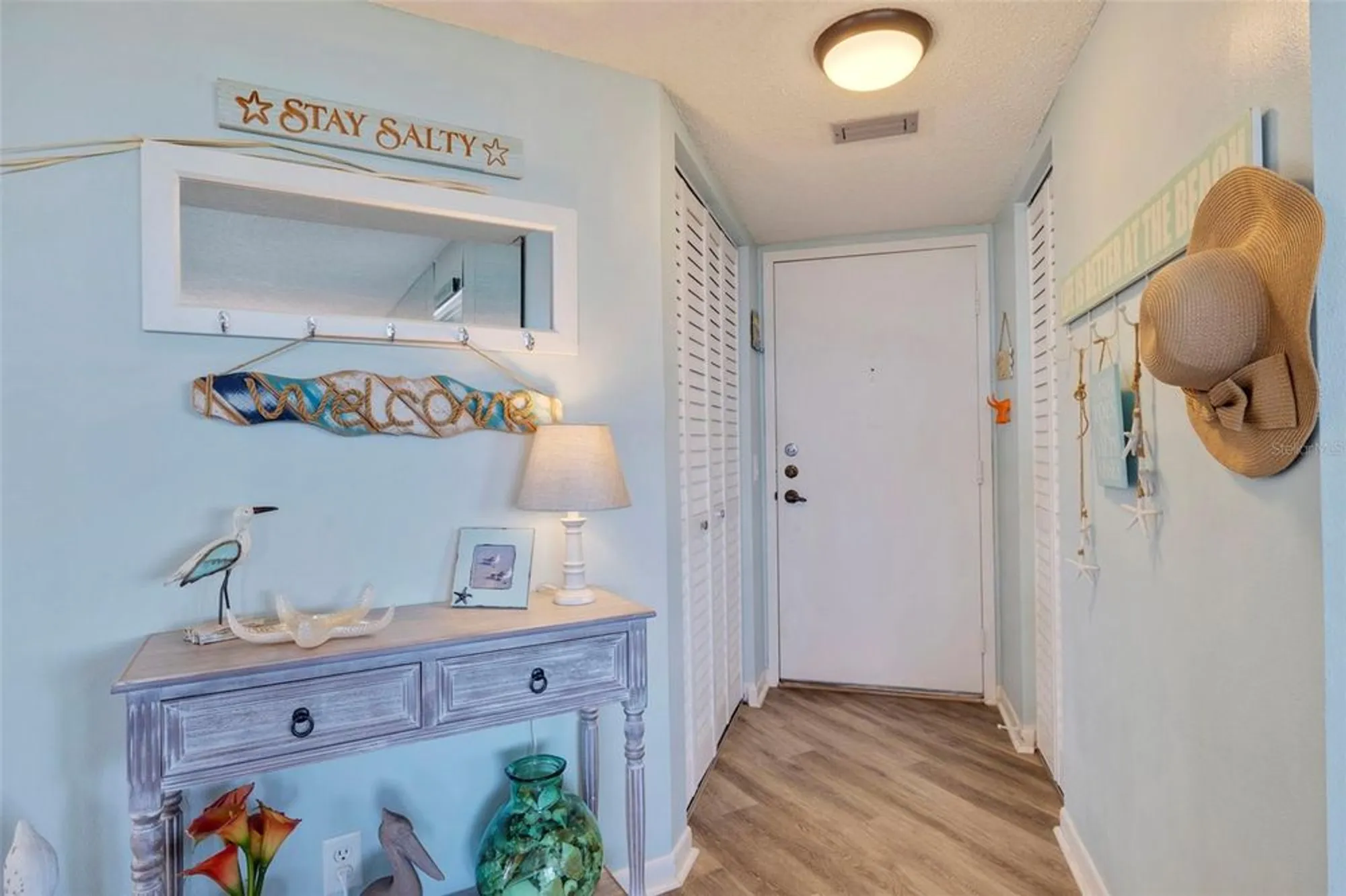 Property Slideshow image 9 of 56 | 6219 palma del mar blvd s apt 602, St Petersburg, FL, 33715