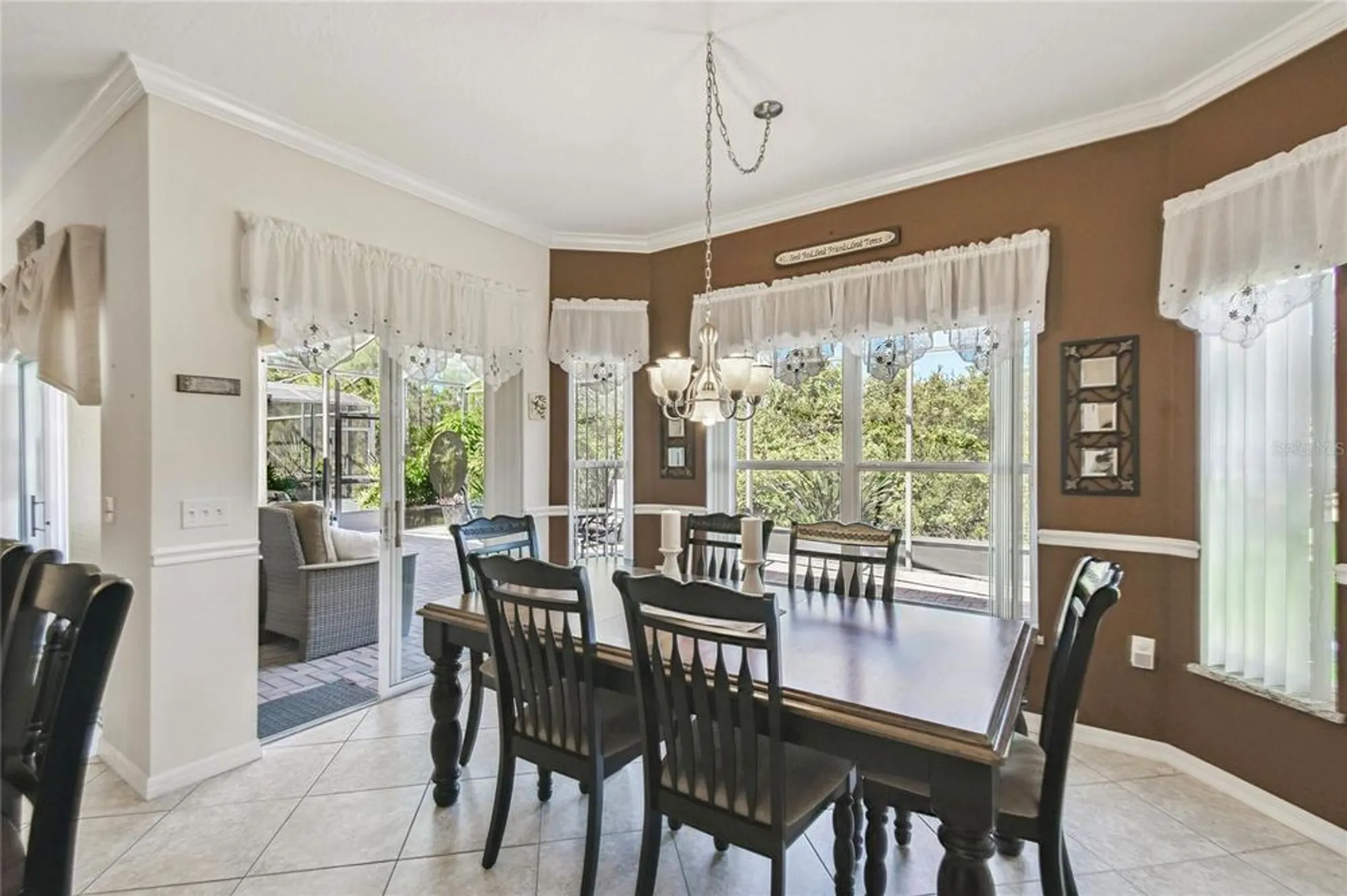 Property Slideshow image 20 of 61 | 536 portofino dr, Poinciana, FL, 34759