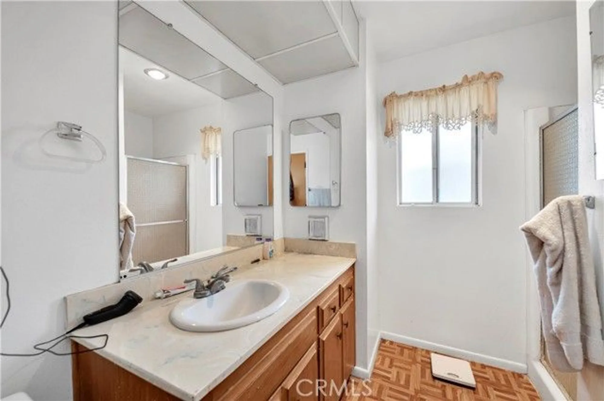 Property Slideshow image 19 of 23 | 1520 sandlewood dr, Hemet, CA, 92543