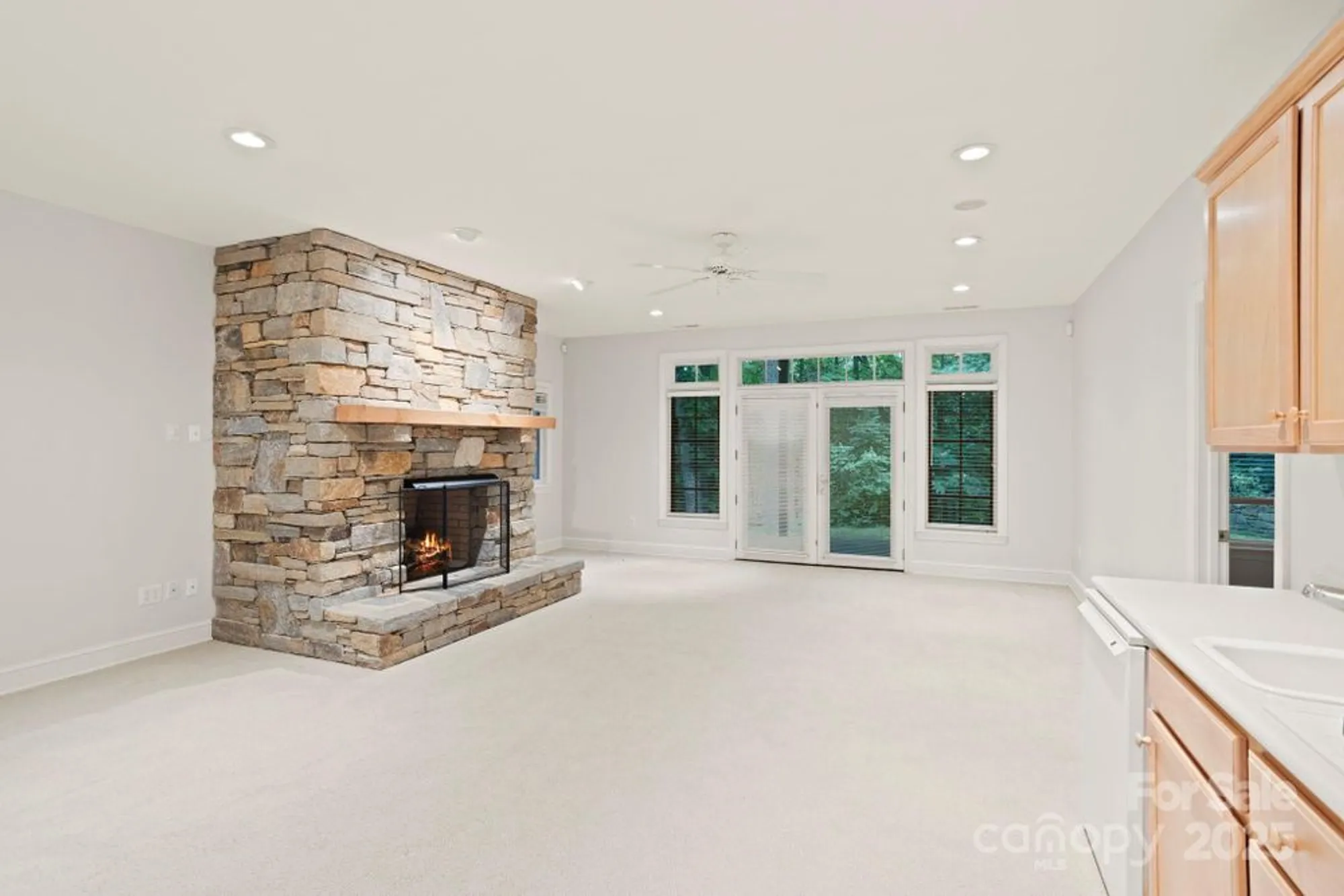 Property Slideshow image 29 of 48 | 132 berry creek dr, Flat Rock, NC, 28731