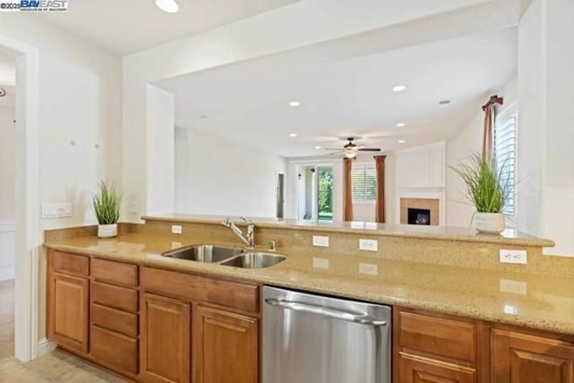 Property Slideshow image 16 of 60 | 2387 birdsong pl, Manteca, CA, 95336