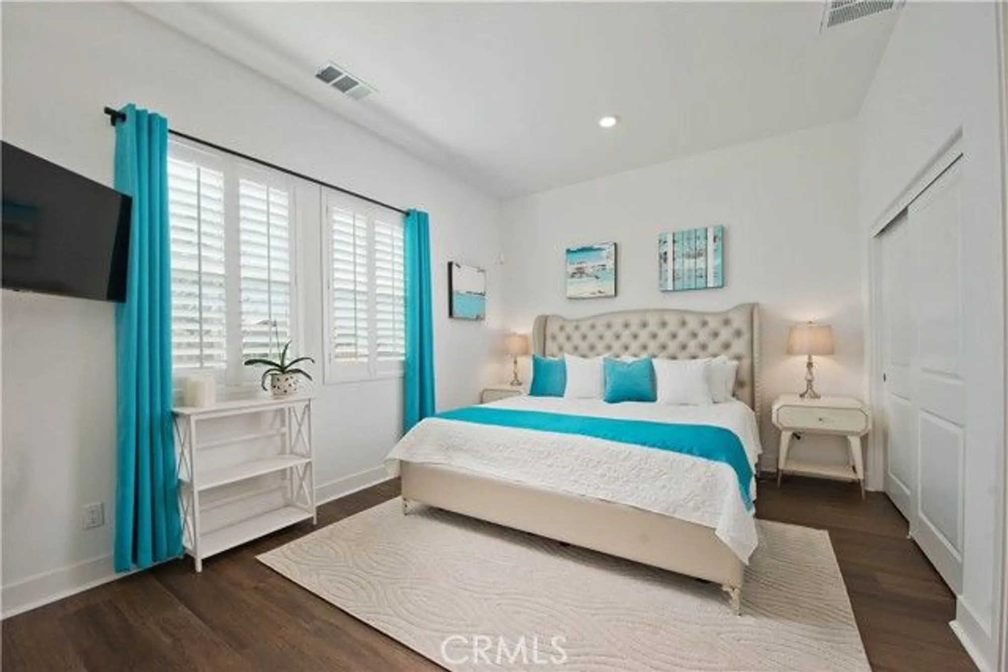 Property Slideshow image 29 of 55 | 29595 paseo guijarro, Valencia, CA, 91354