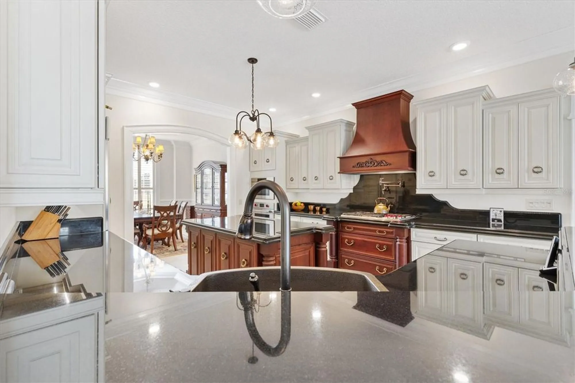 Property Slideshow image 24 of 60 | 664 ternberry forest dr, The Villages, FL, 32162