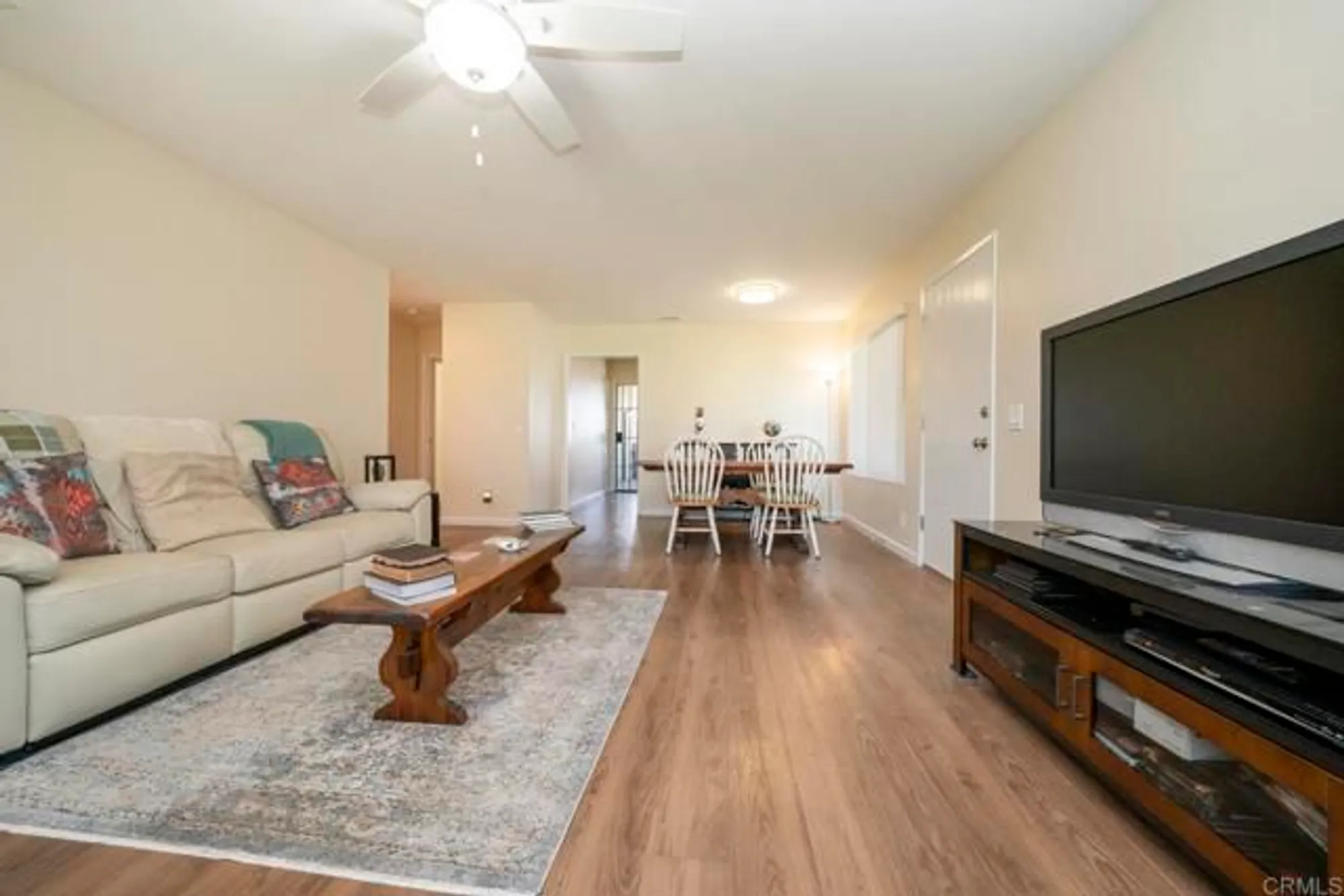 Property Slideshow image 8 of 30 | 1024 eider way, Oceanside, CA, 92057