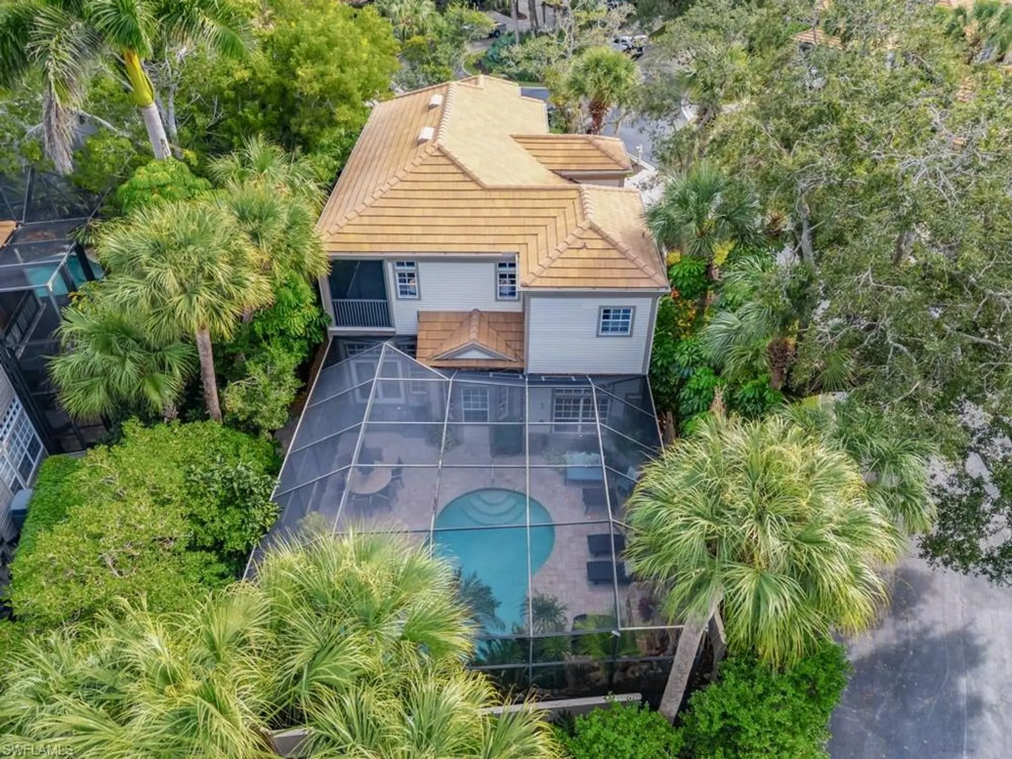 Property Slideshow image 35 of 42 | 3490 thornbury ln, Bonita Springs, FL, 34134