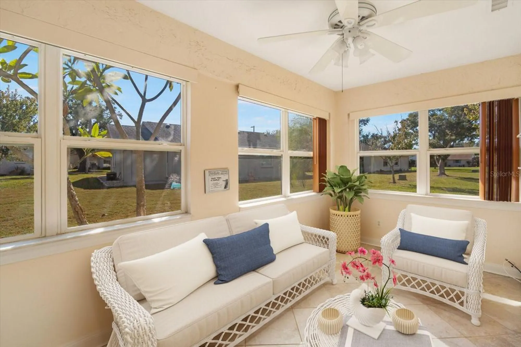 Property Slideshow image 10 of 25 | 2205 grenadier dr, Sun City Center, FL, 33573