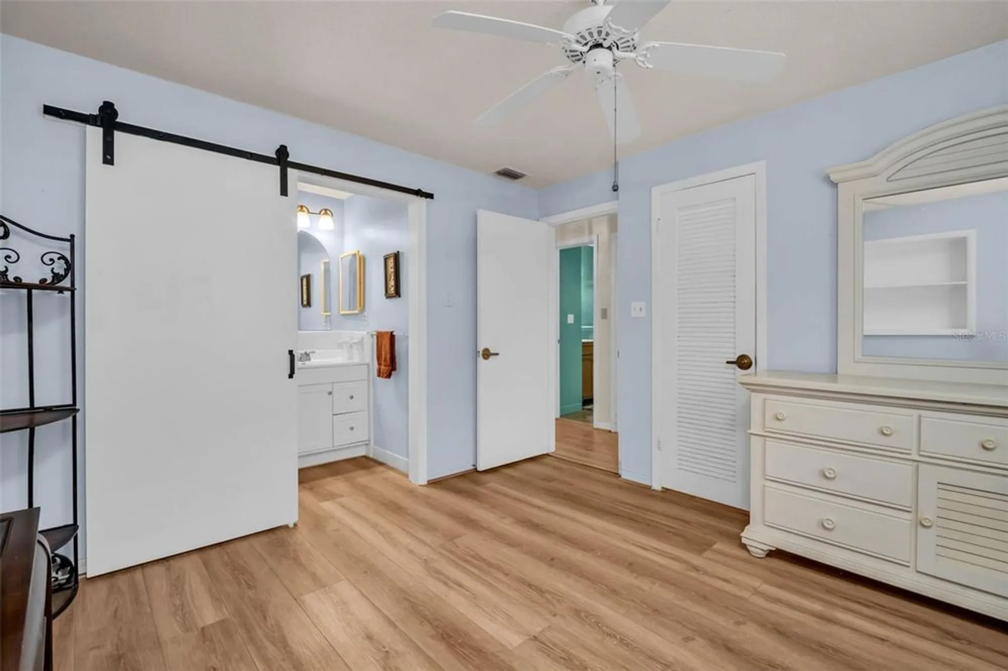 Property Slideshow image 34 of 71 | 9082 141st st, Seminole, FL, 33776