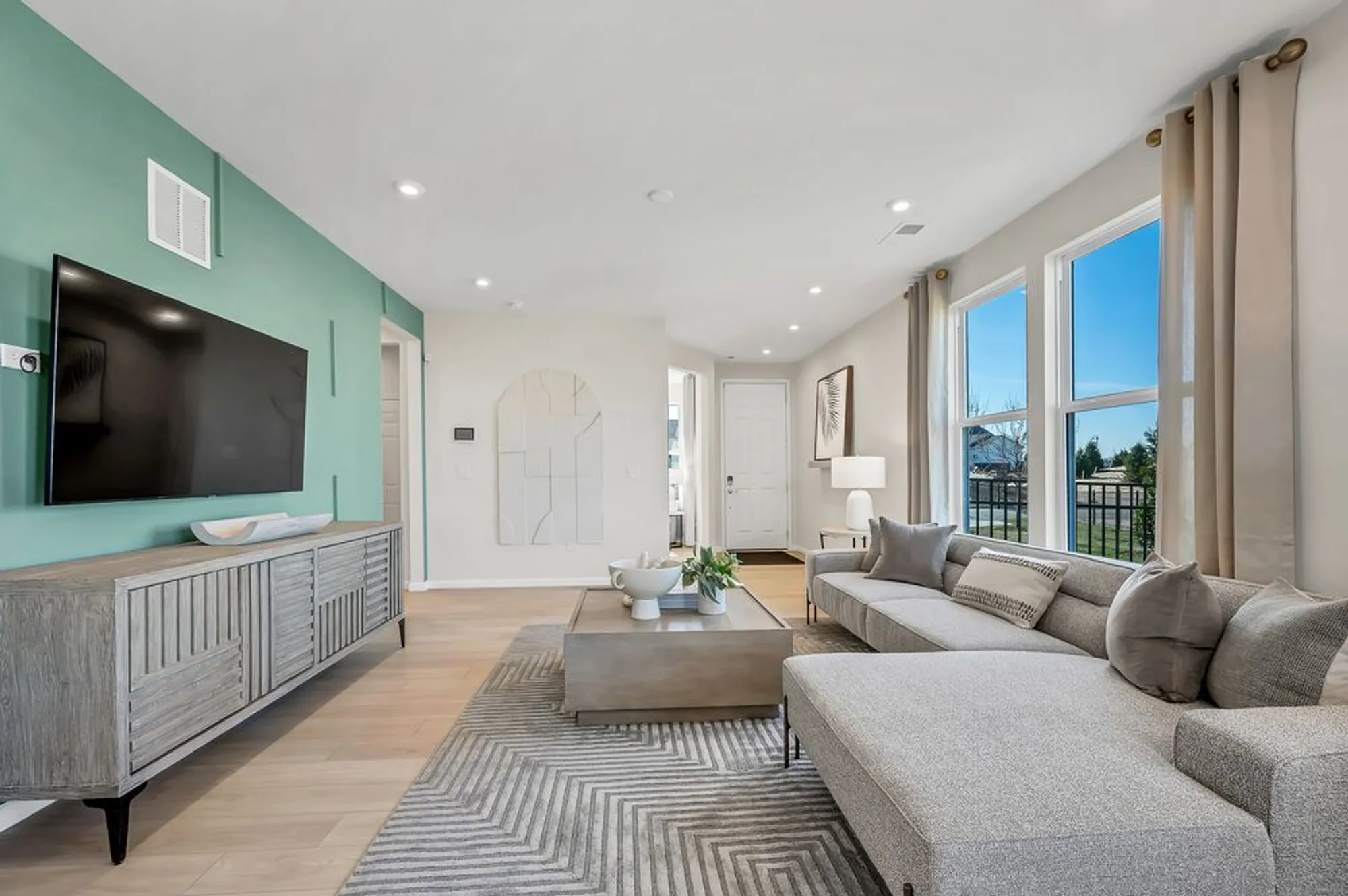 Property Slideshow image 9 of 25 | 3284 wildlight rd, Aurora, IL, 60503