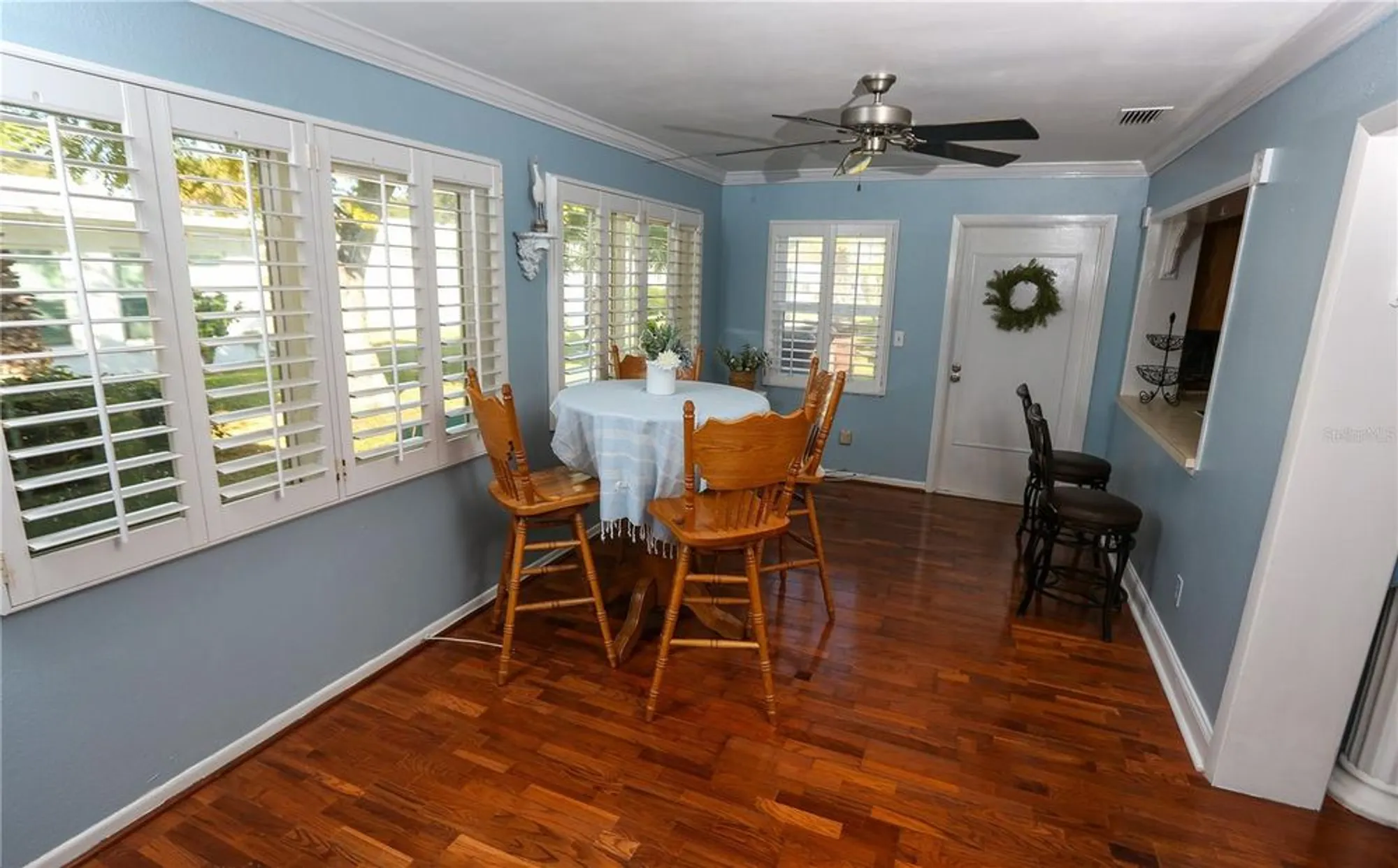 Property Slideshow image 13 of 39 | 9128 142nd st, Seminole, FL, 33776
