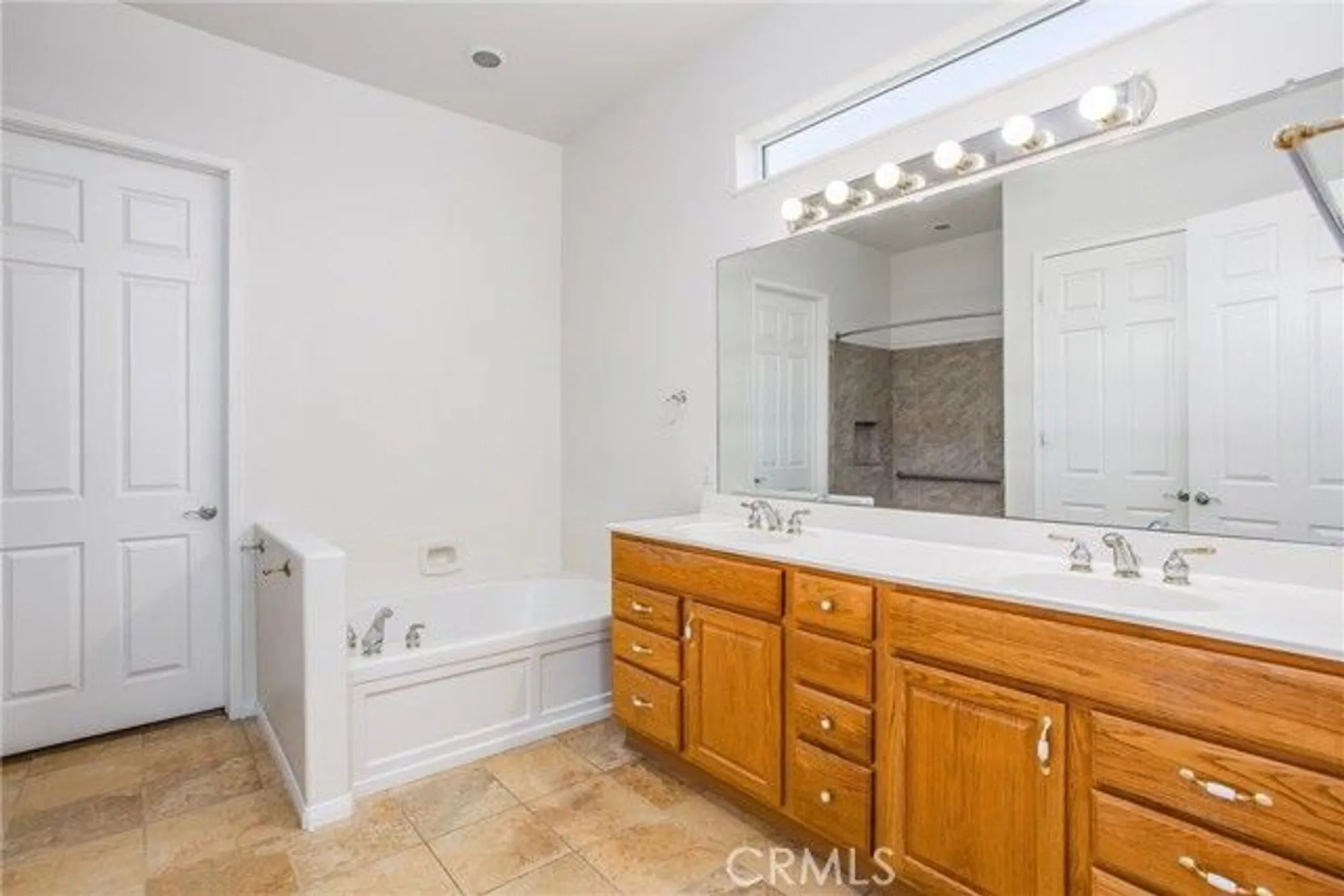 Property Slideshow image 28 of 36 | 967 hidden oaks dr, Beaumont, CA, 92223
