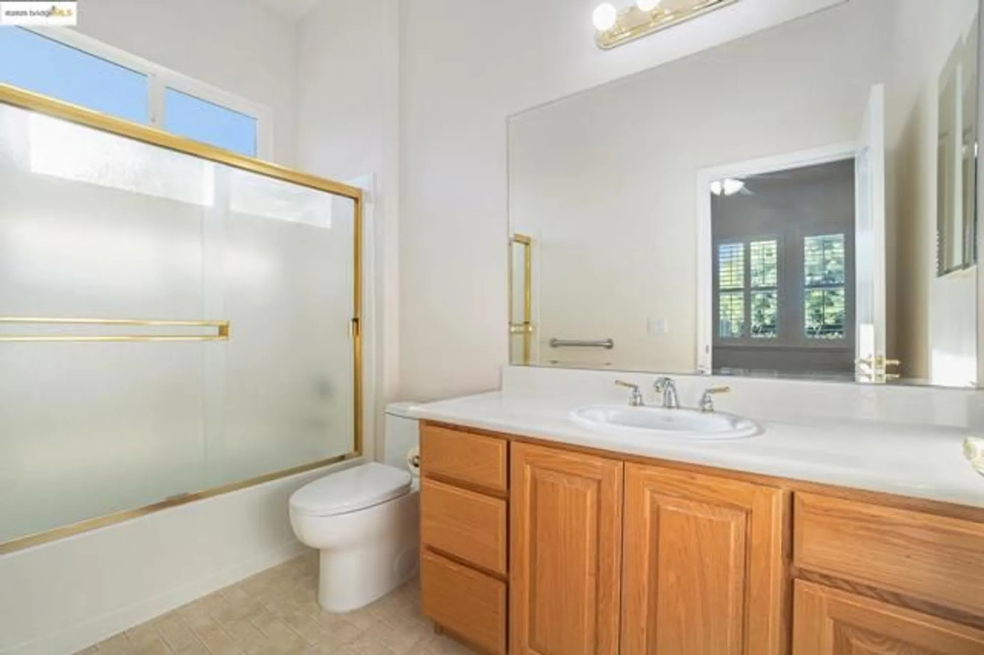 Property Slideshow image 18 of 33 | 1007 centennial dr, Brentwood, CA, 94513