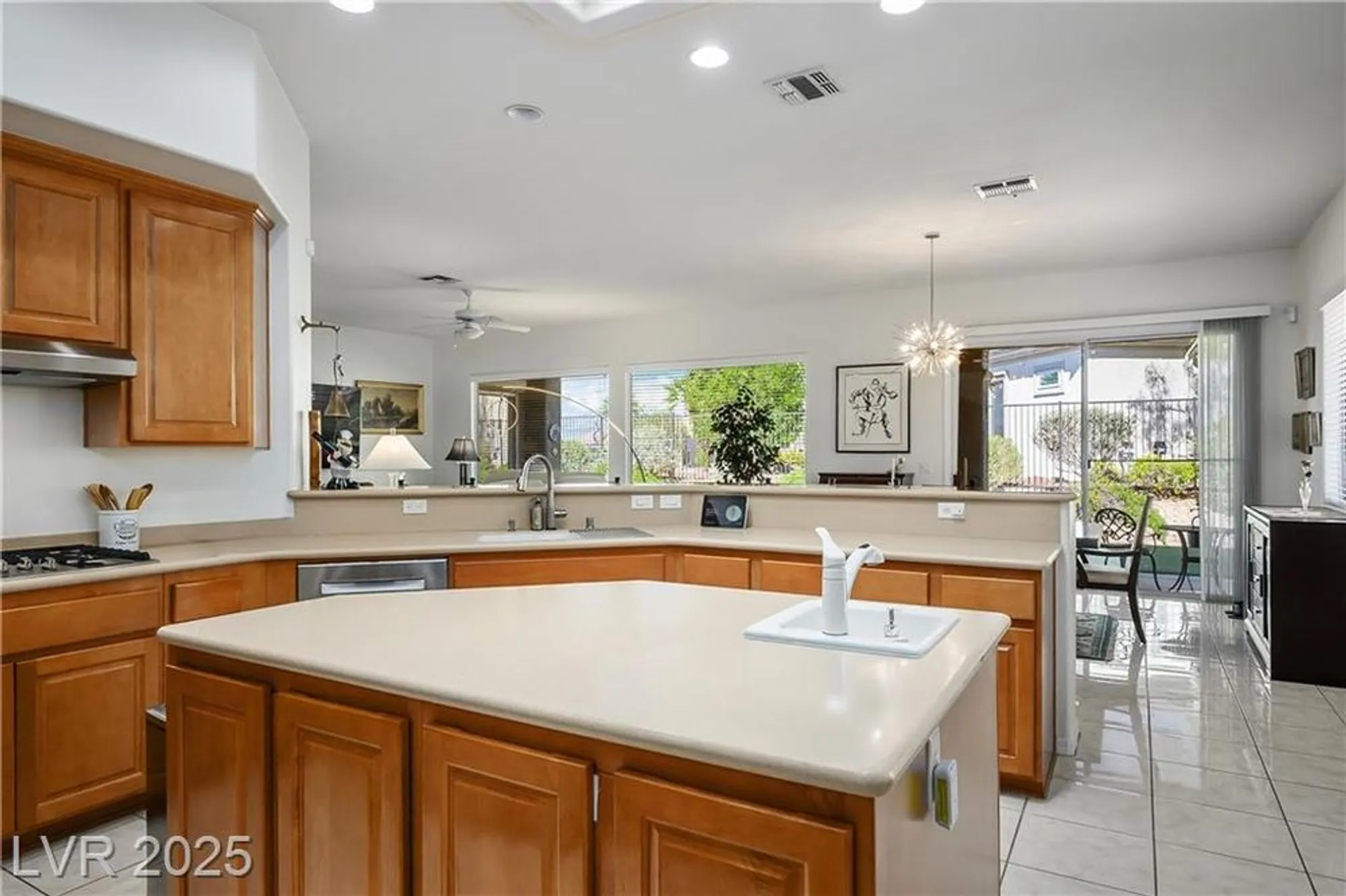 Property Slideshow image 8 of 57 | 2962 gettysburg ave, Henderson, NV, 89052