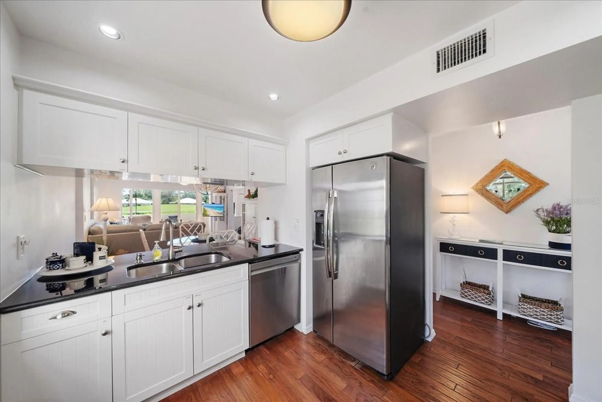 Property Slideshow image 7 of 76 | 425 cerromar ter 359, Venice, FL, 34293