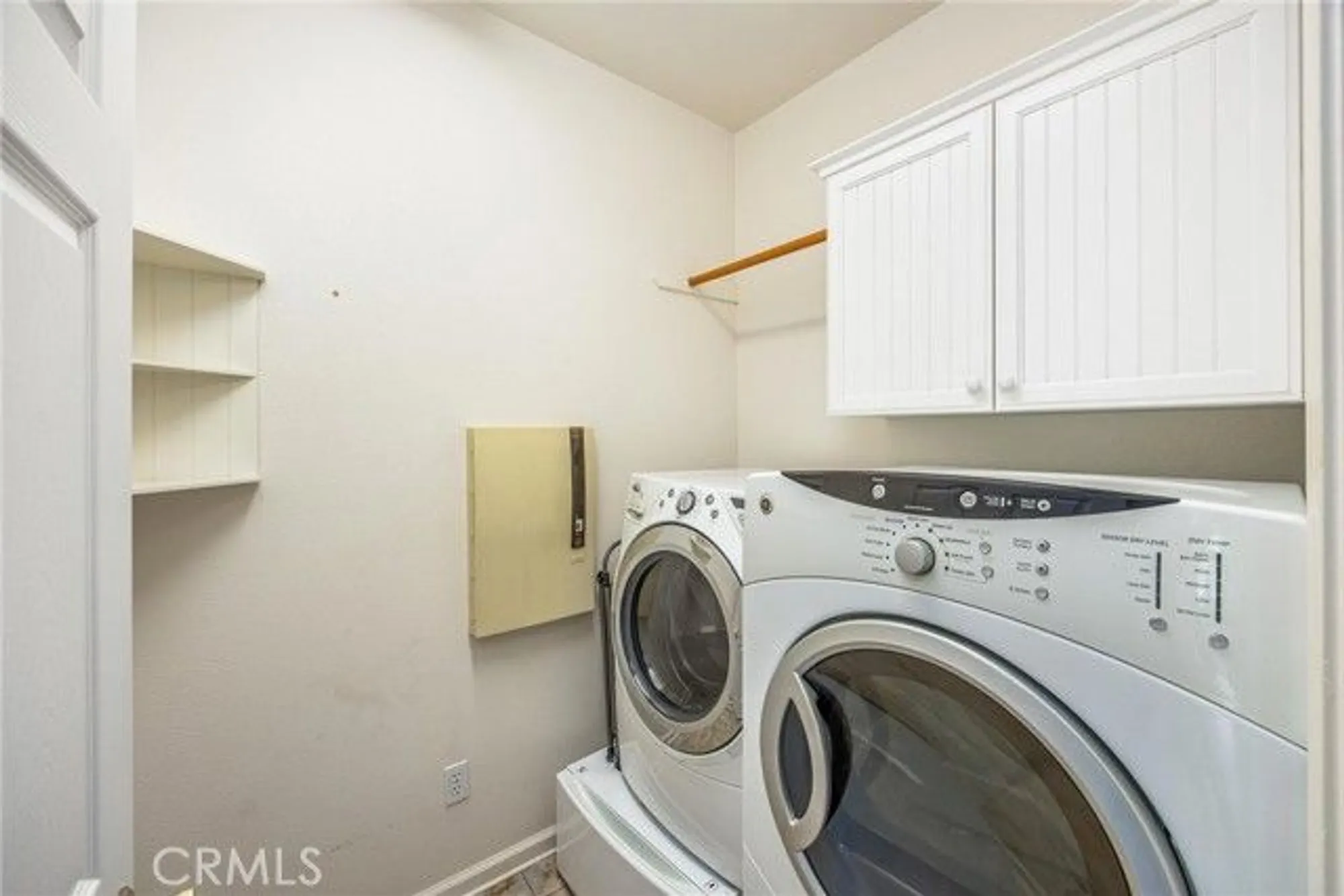 Property Slideshow image 37 of 46 | 9196 pioneer ln, Corona, CA, 92883