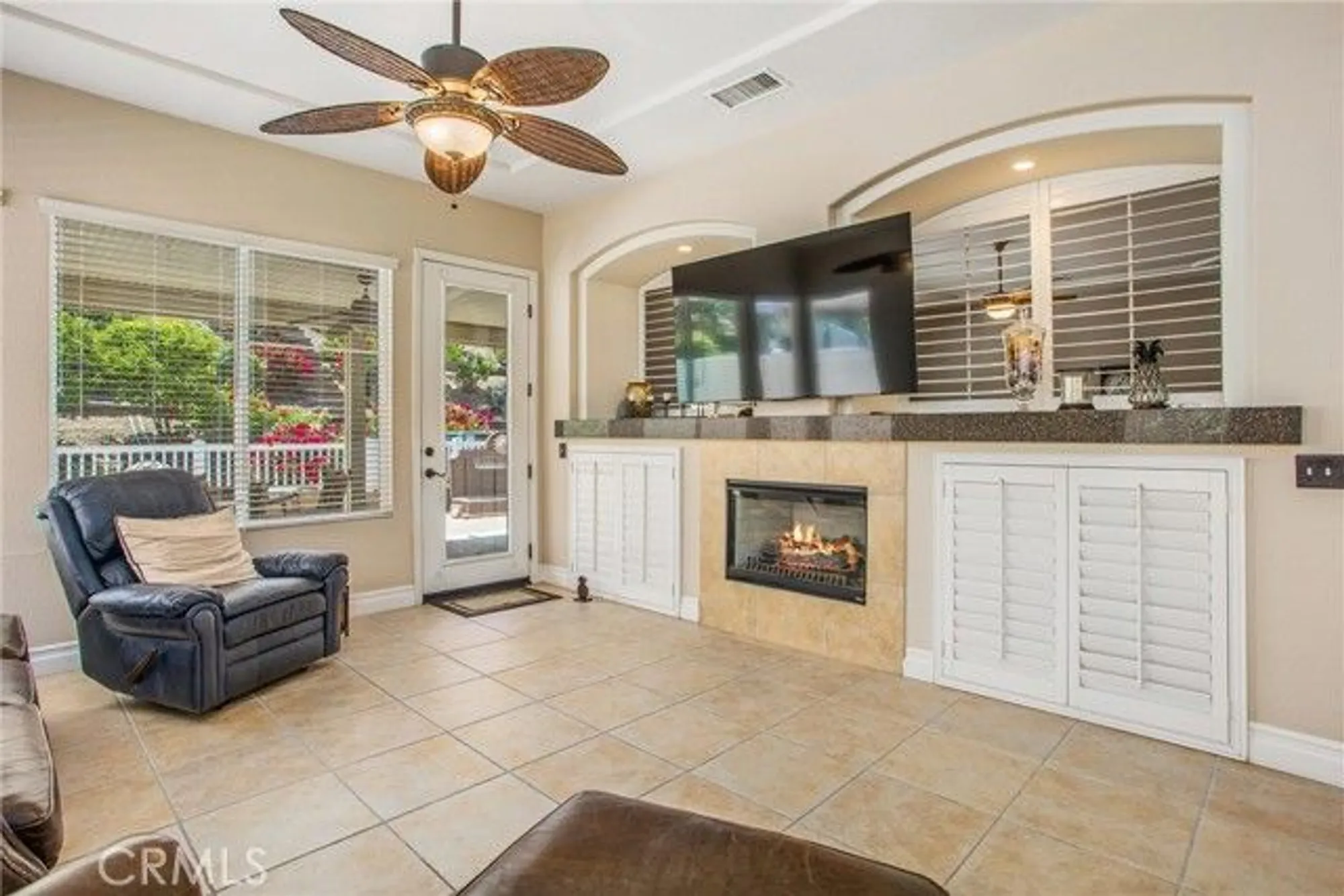 Property Slideshow image 11 of 37 | 2012 melbourne cir, Banning, CA, 92220