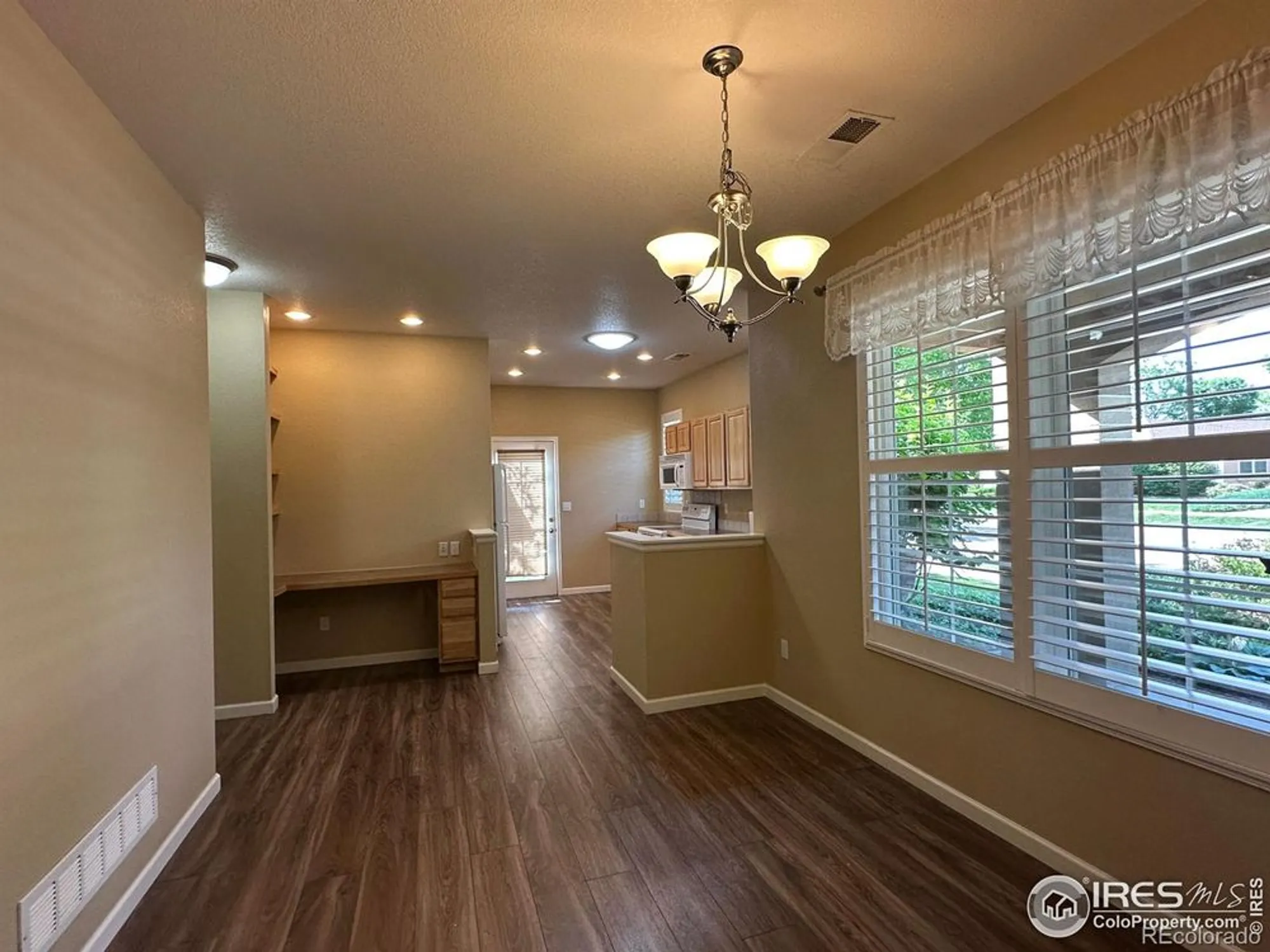 Property Slideshow image 4 of 40 | 1238 finch st, Loveland, CO, 80537