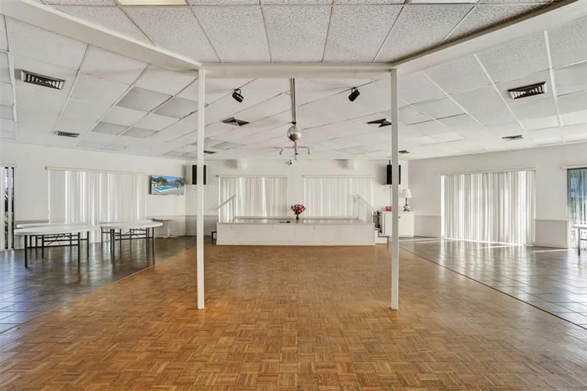 Property Slideshow image 18 of 27 | 2990 nw 46th ave 115a, Lauderdale Lakes, FL, 33313