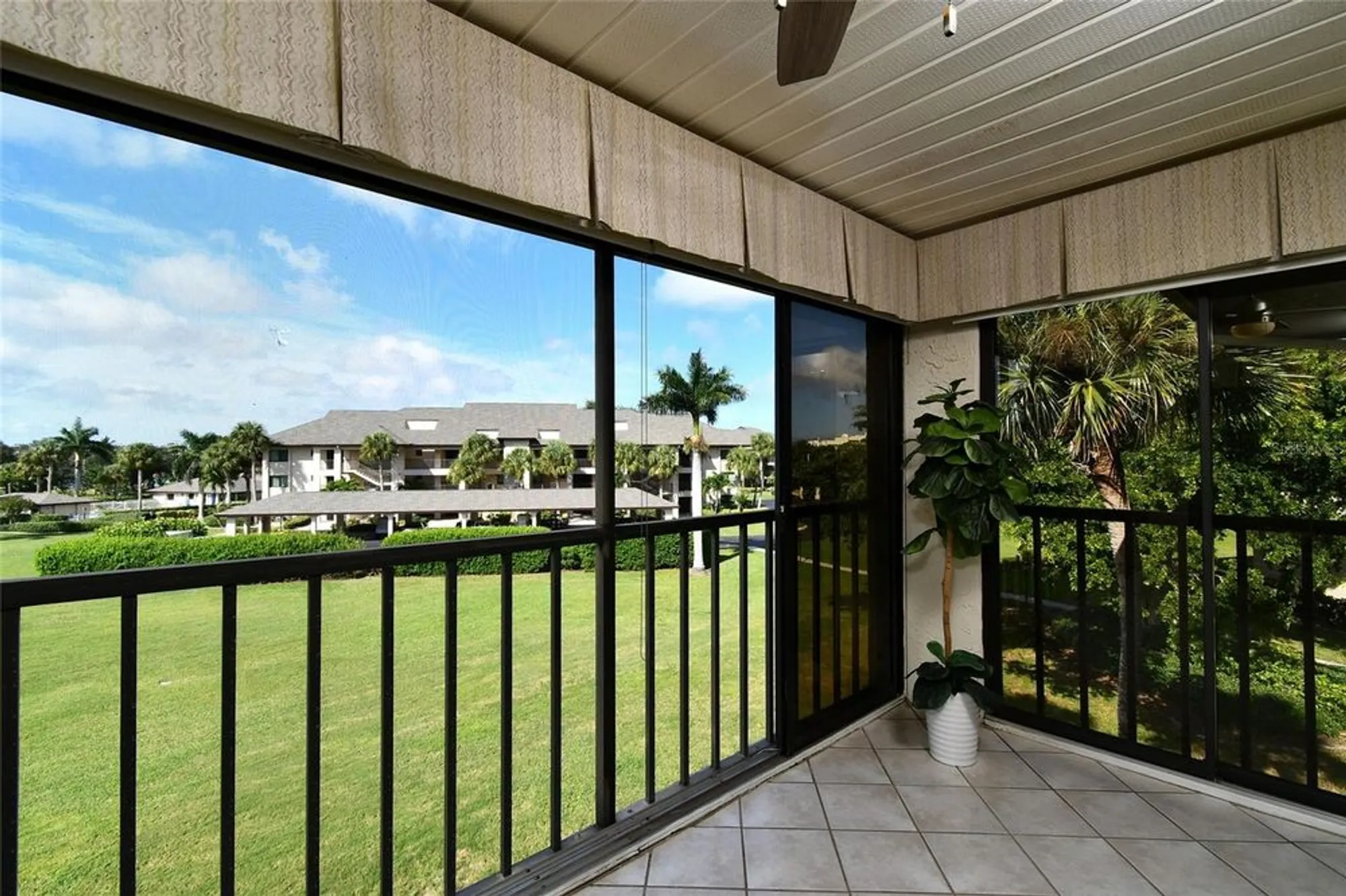 Property Slideshow image 34 of 39 | 1590 islamorada blvd apt 84c, Punta Gorda, FL, 33955