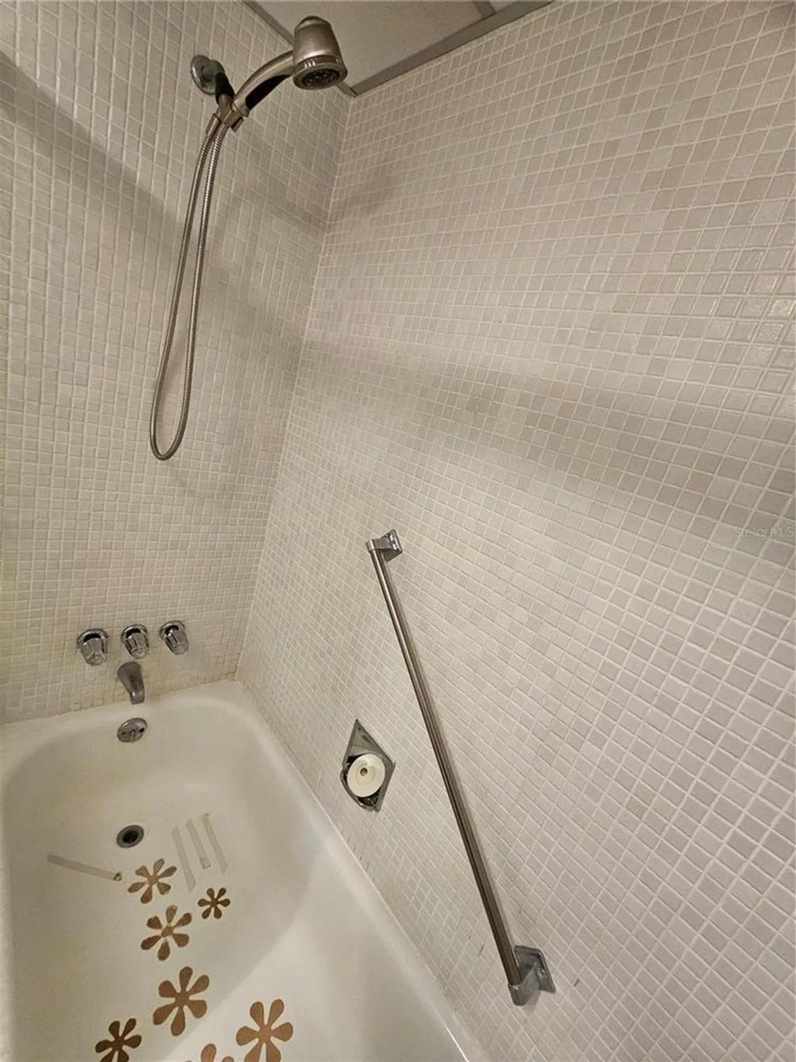 Property Slideshow image 26 of 27 | 1811 bedford ln apt 163, Sun City Center, FL, 33573