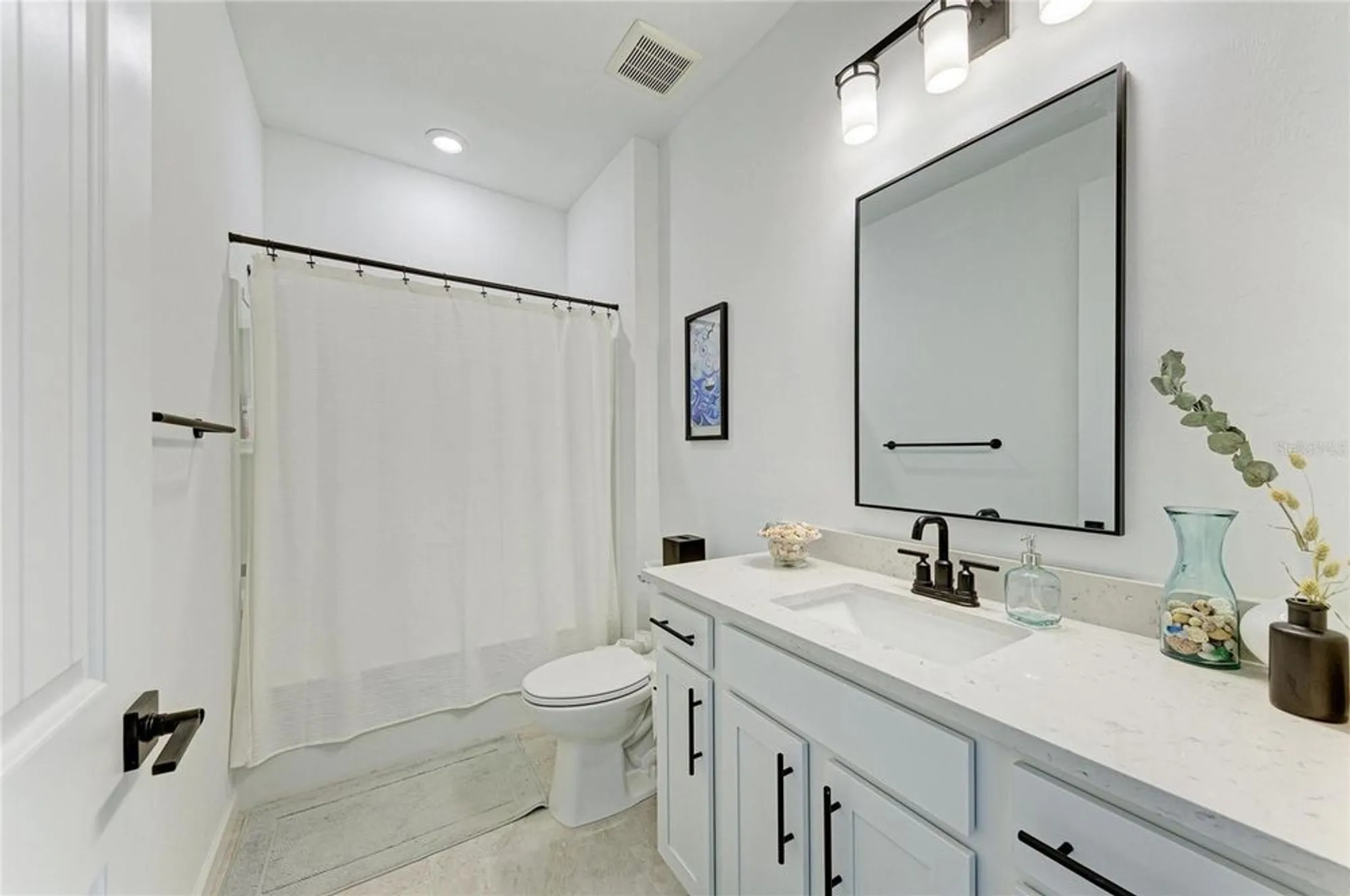 Property Slideshow image 34 of 82 | 25540 royal tern ln, Englewood, FL, 34223