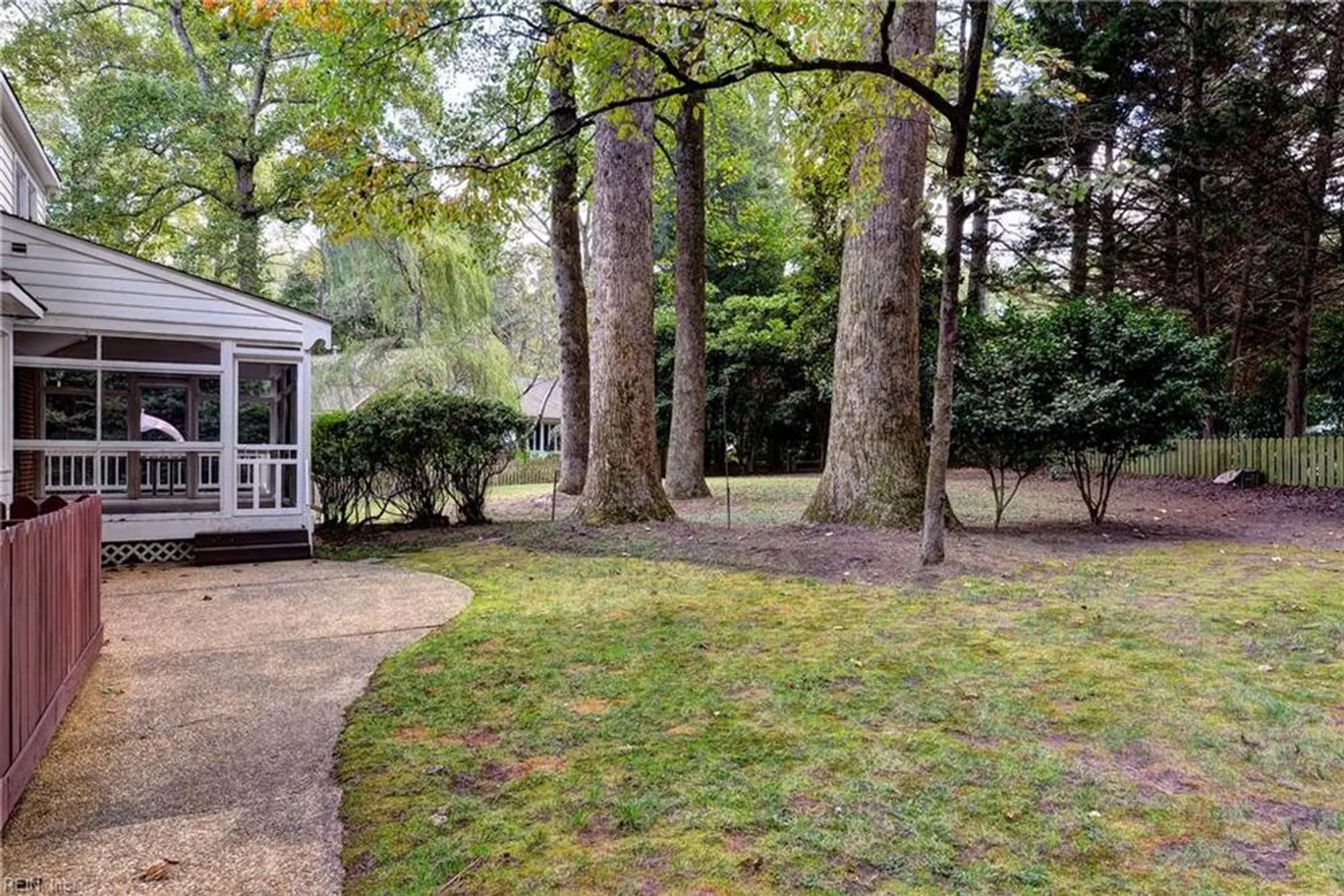 Property Slideshow image 24 of 45 | 136 thomas dale, Williamsburg, VA, 23185