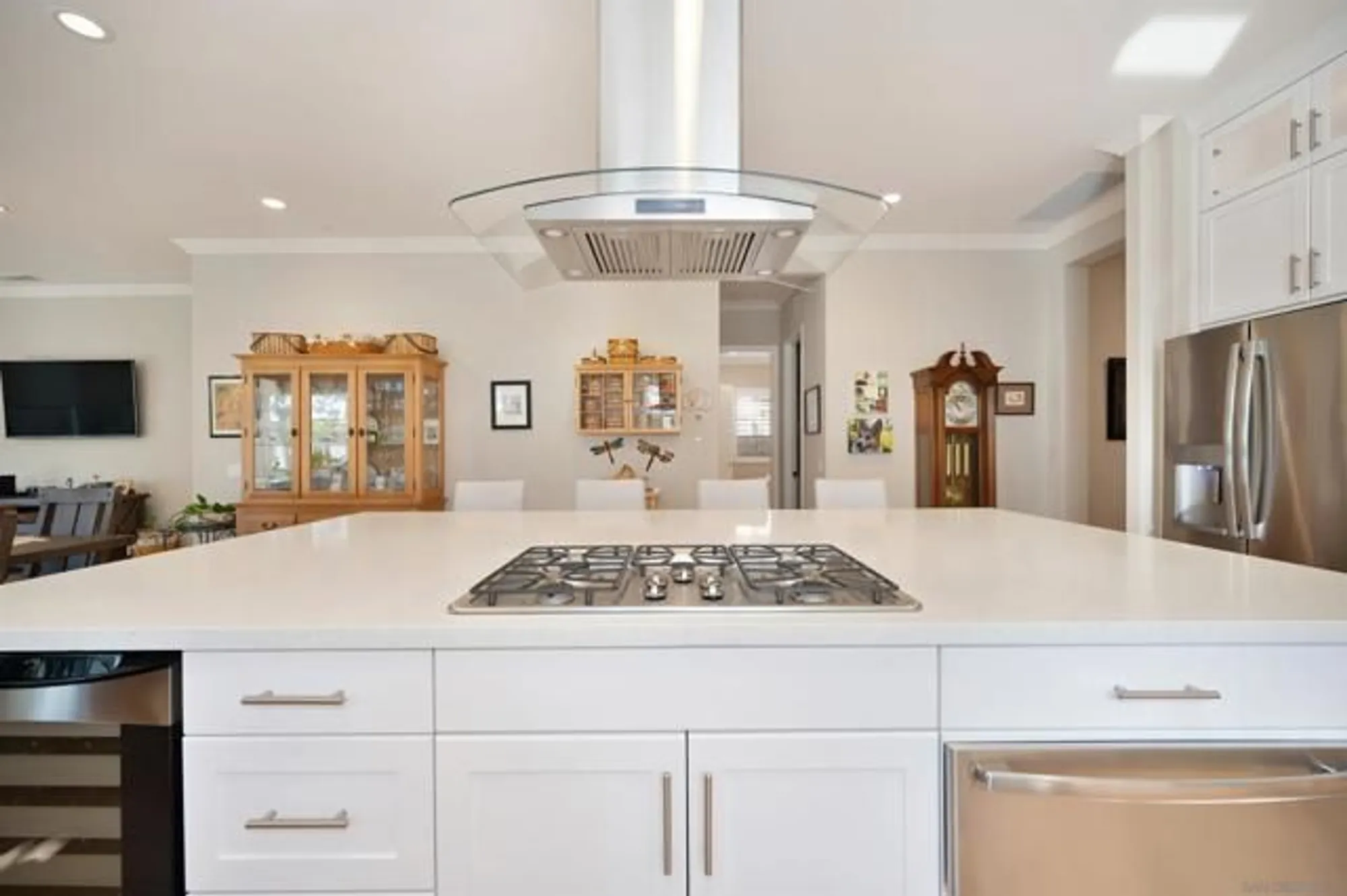 Property Slideshow image 5 of 19 | 26549 roseate cir, Menifee, CA, 92584