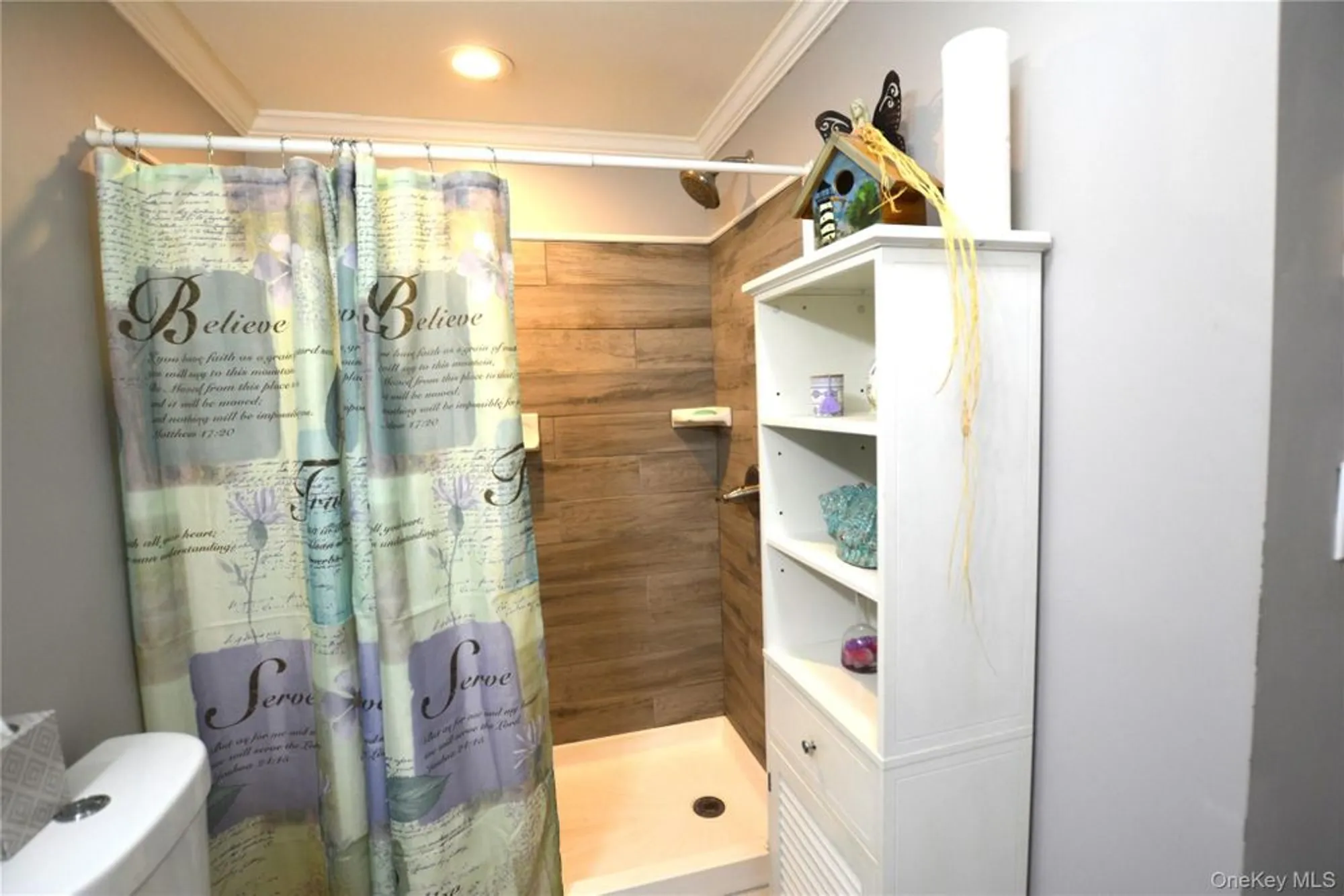 Property Slideshow image 10 of 31 | 77 village cir, Manorville, NY, 11949