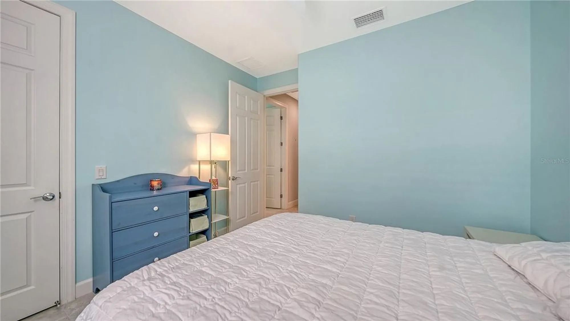 Property Slideshow image 25 of 59 | 5595 rain lily ct, Sarasota, FL, 34238